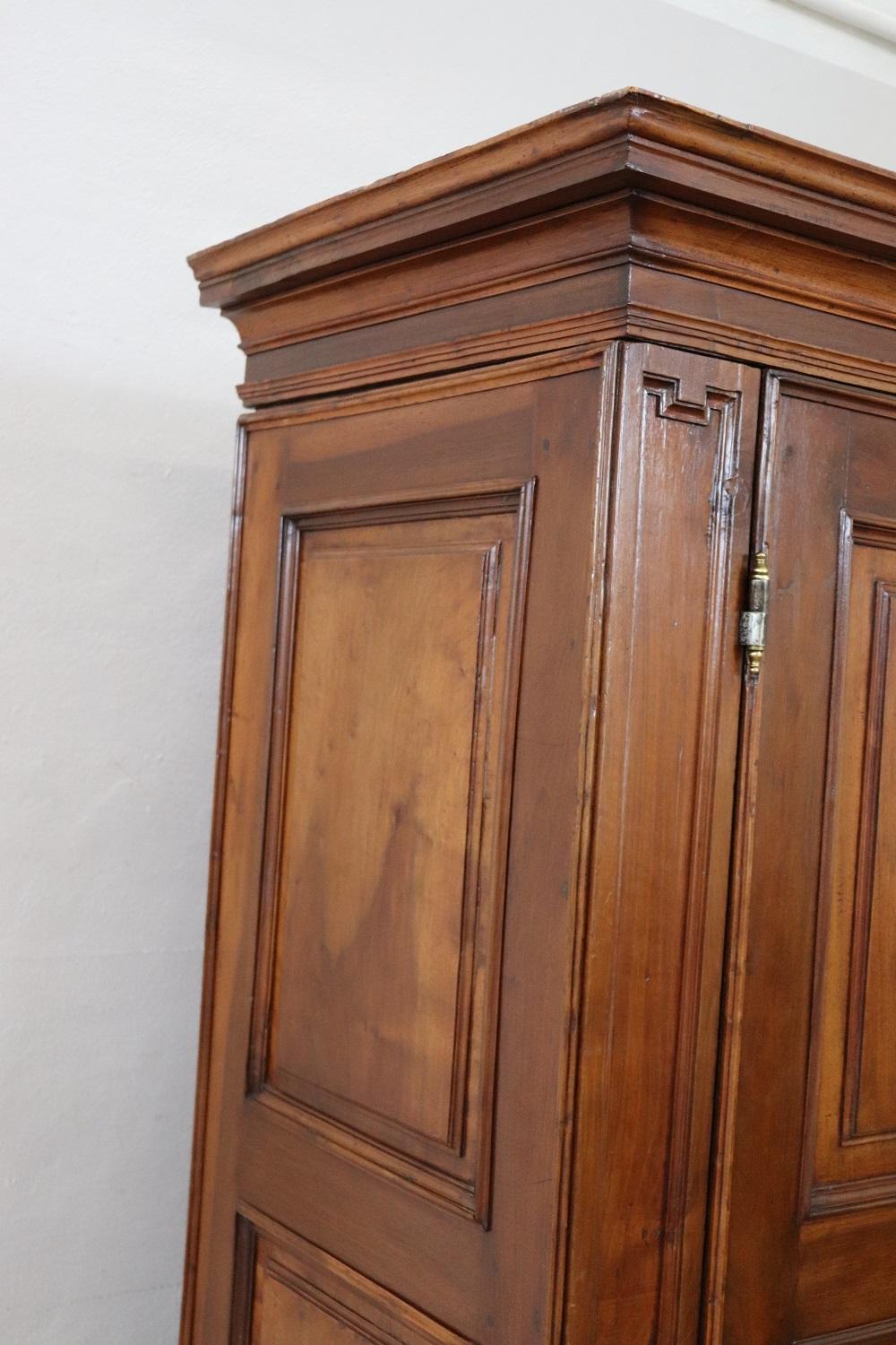 Early 18th Century Louis XIV Solid Walnut Antique Wardrobe, Armoire with Secret 3