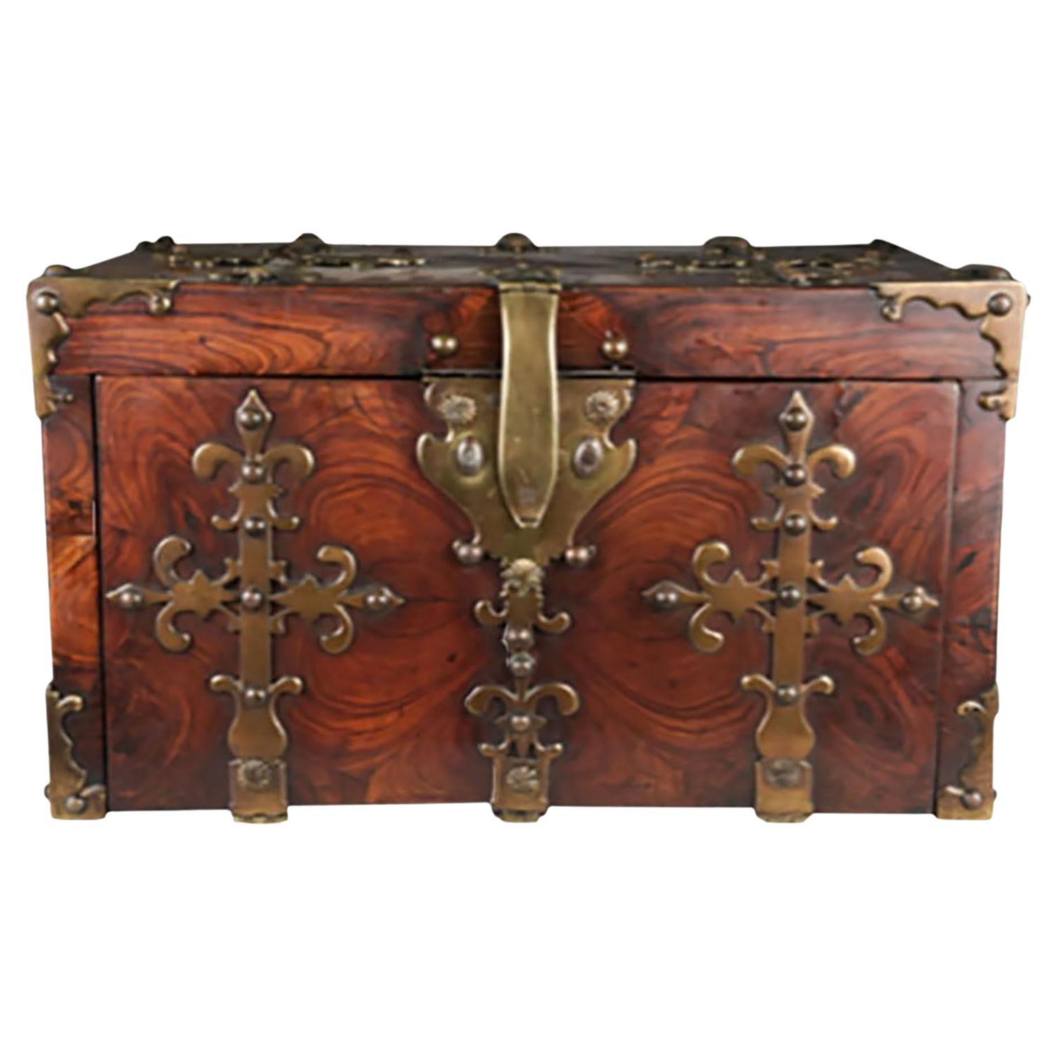 Early 18th Century Louis XVI Kingwood Small Chest
