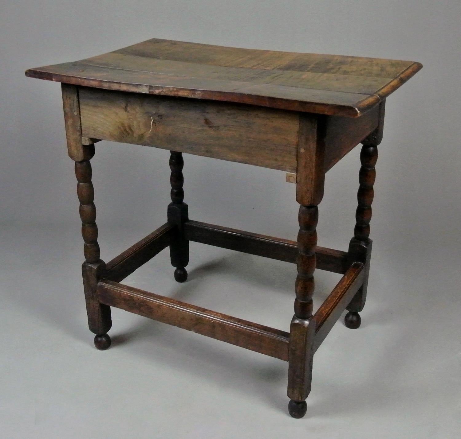 Early 18th Century Oak and Elm Lowboy c. 1710 For Sale 3