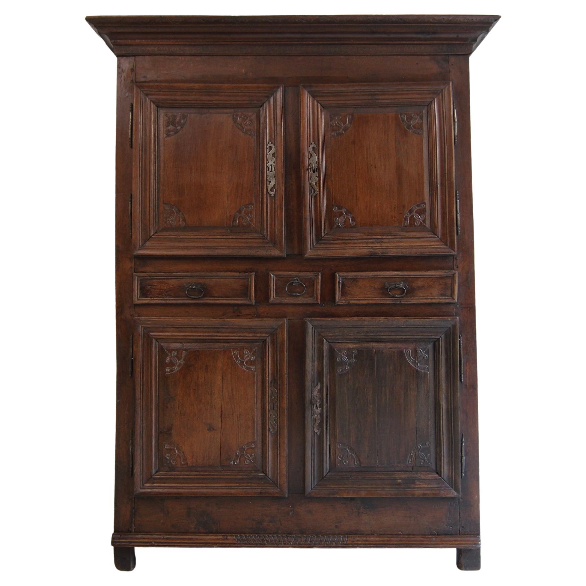 Early 18th Century Oak Baroque Cabinet