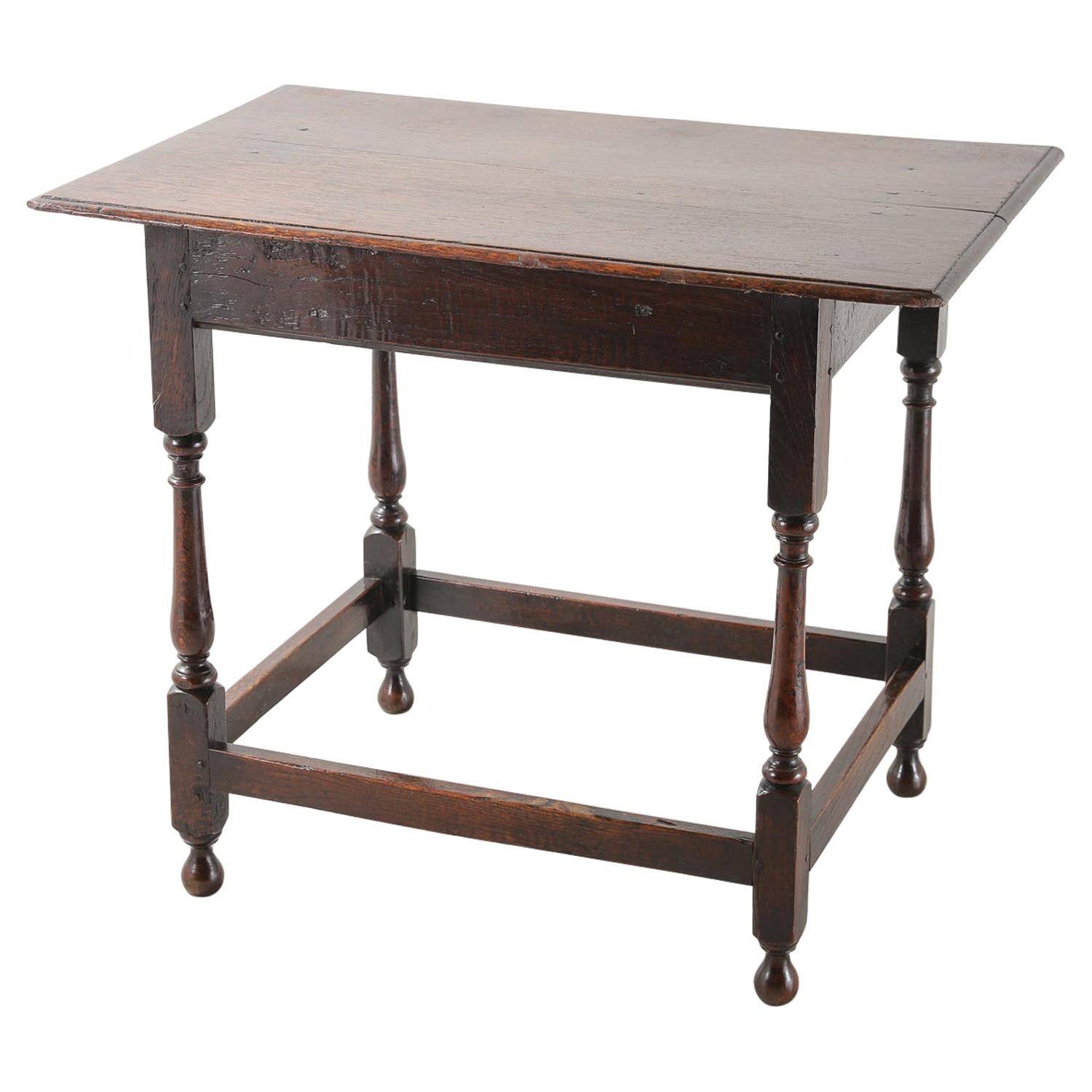 Early 18th Century Oak Centre Table with Turned Legs