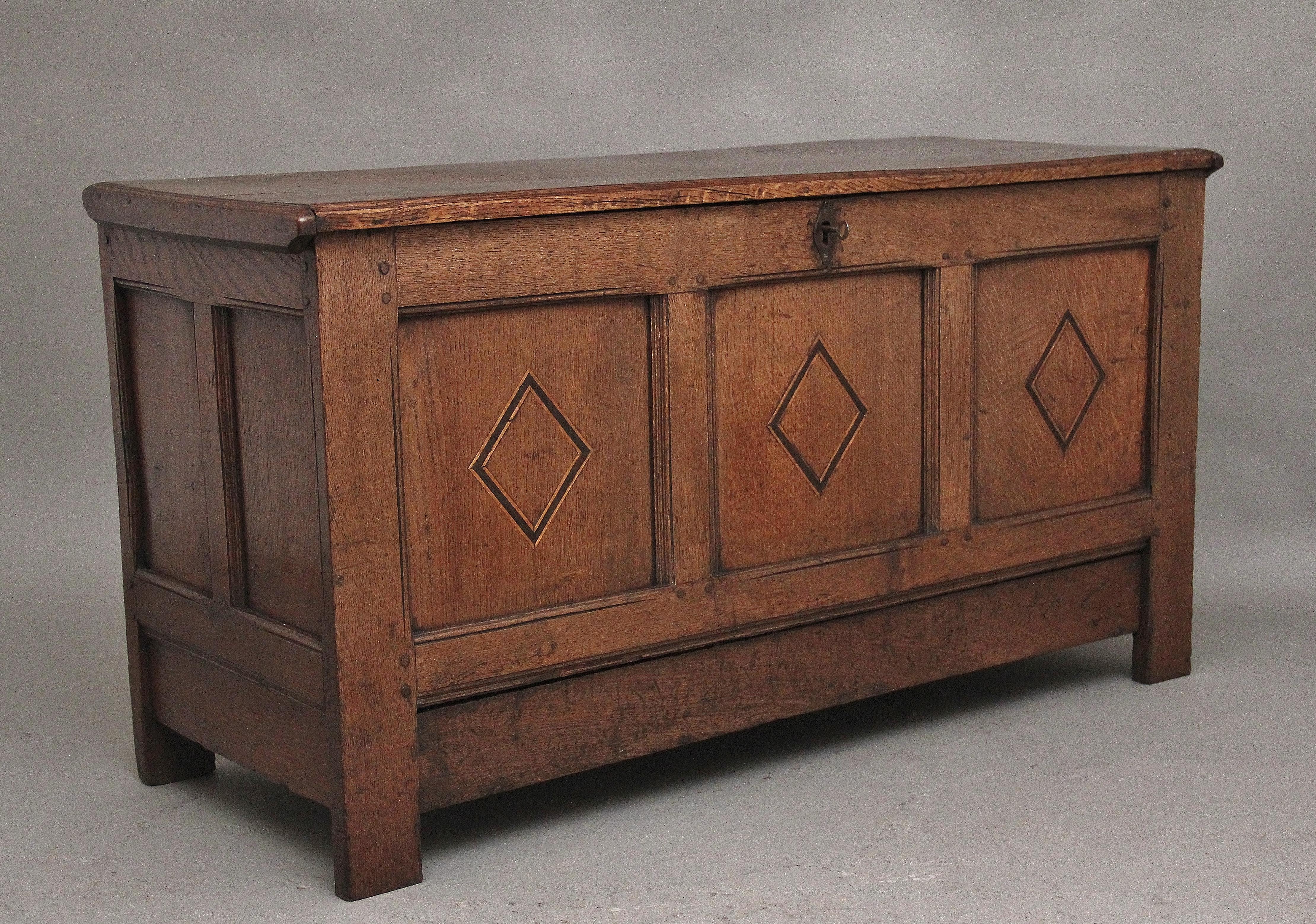 Mid-18th Century Early 18th Century oak coffer For Sale