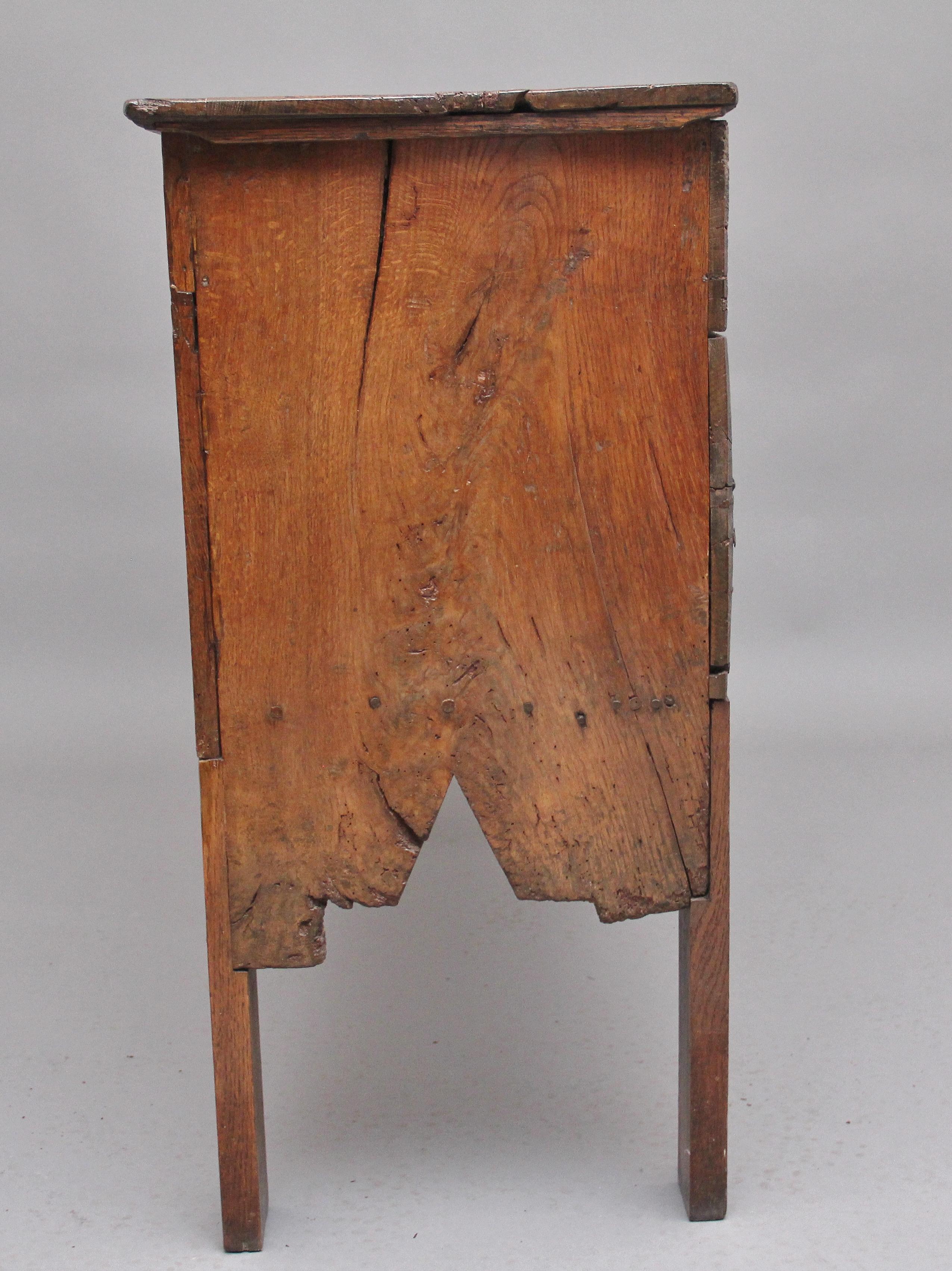 Early 18th Century Oak Coffer For Sale 2