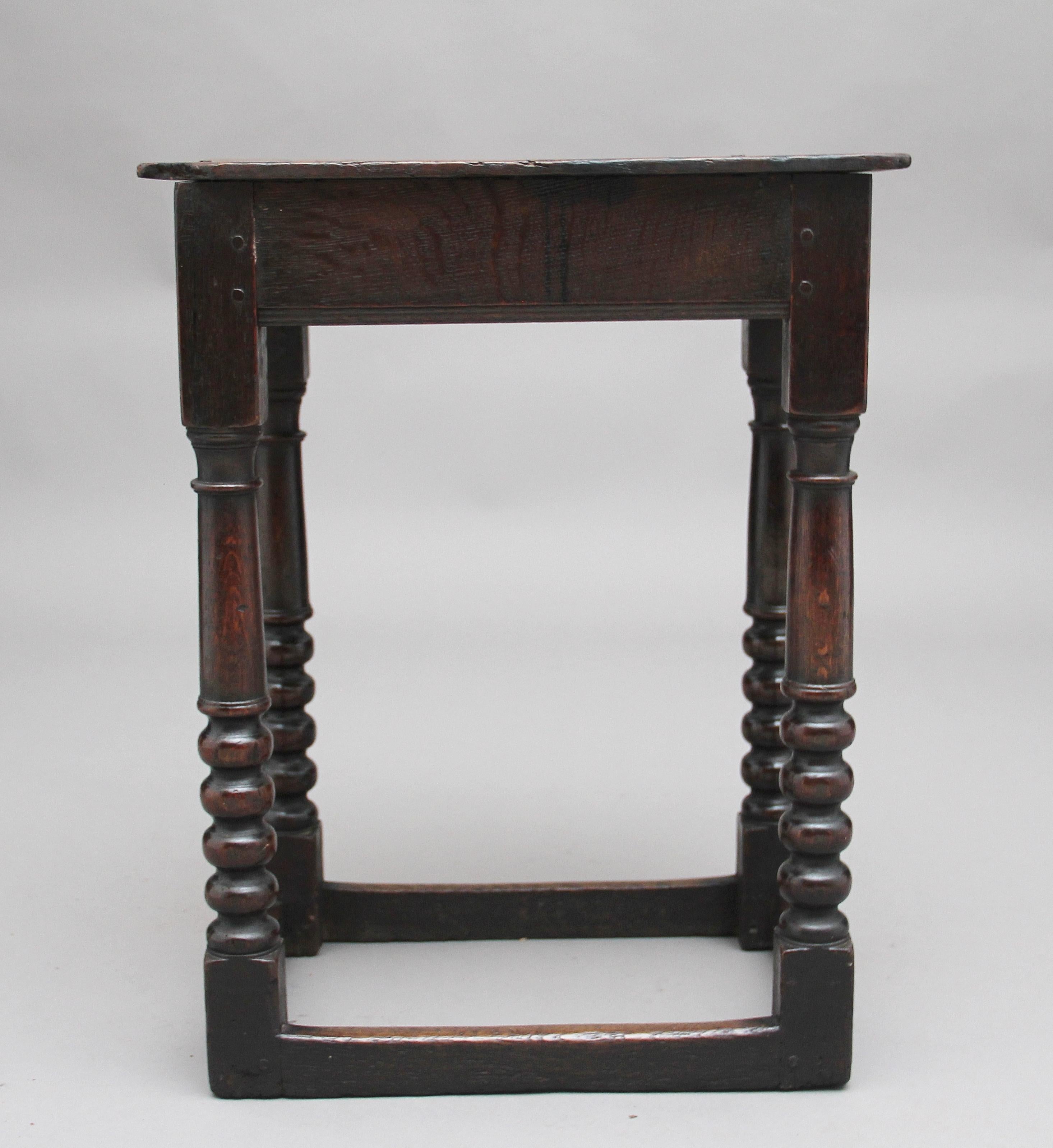 Early 18th Century Oak Joint Stool In Good Condition In Martlesham, GB