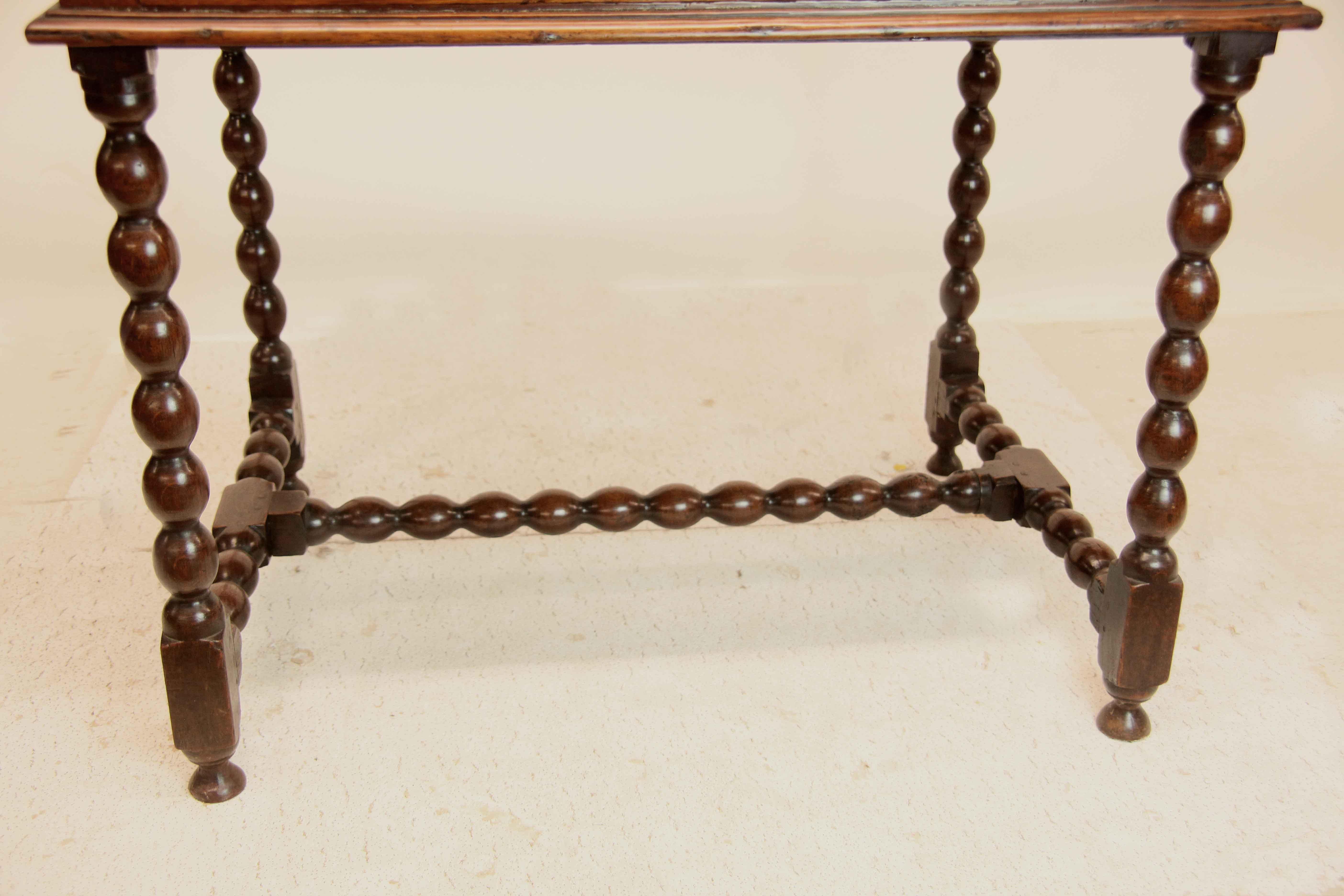 Brass Early 18th Century Oak One Drawer Side Table For Sale