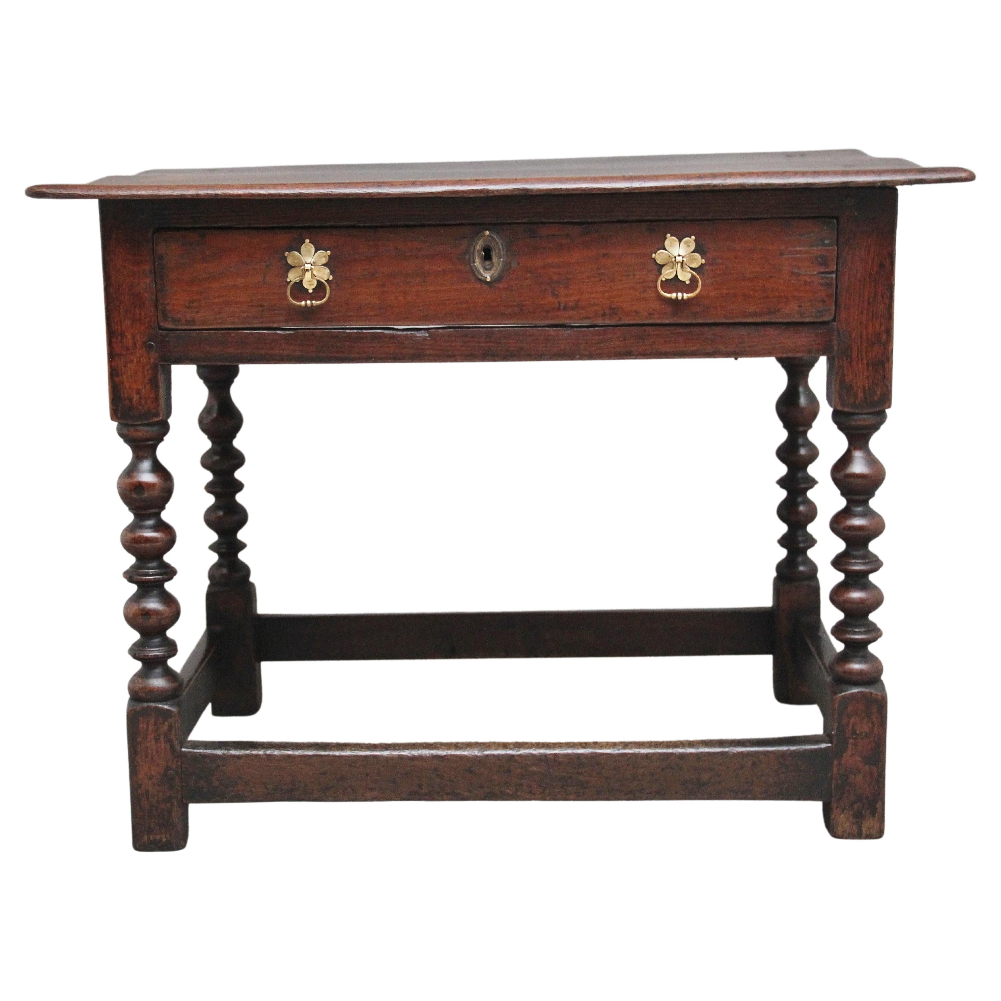 Early 18th Century oak side table For Sale