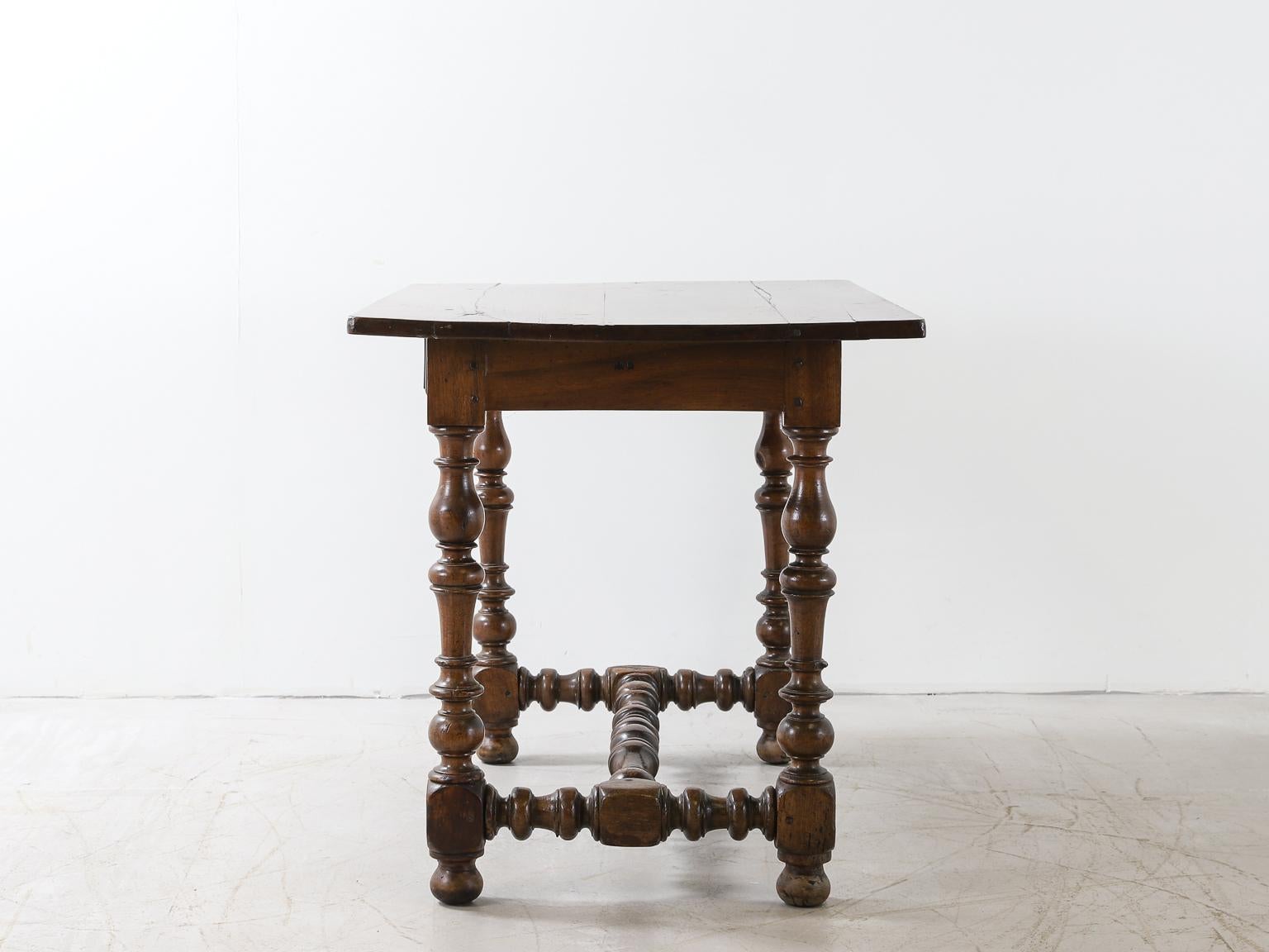 Other Early 18th Century Oak Single Drawer Table with Turned Legs For Sale