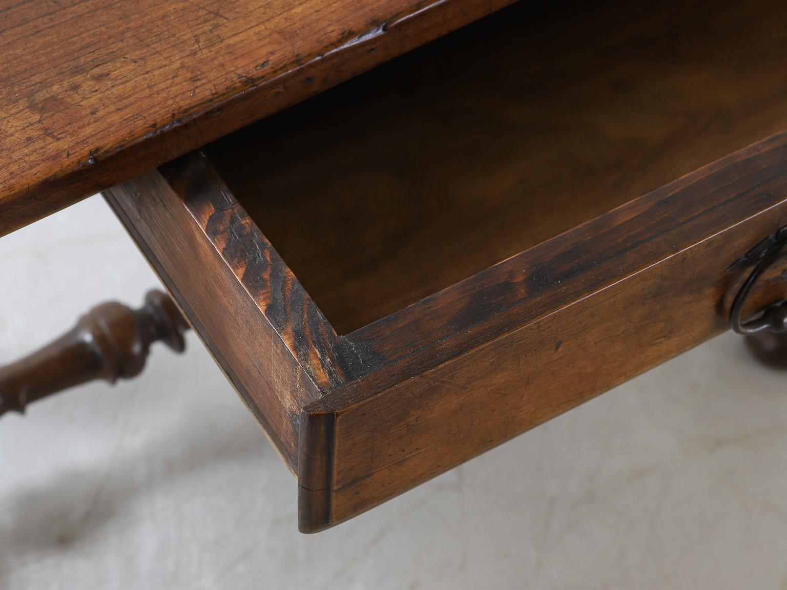 Early 18th Century Oak Single Drawer Table with Turned Legs For Sale 3