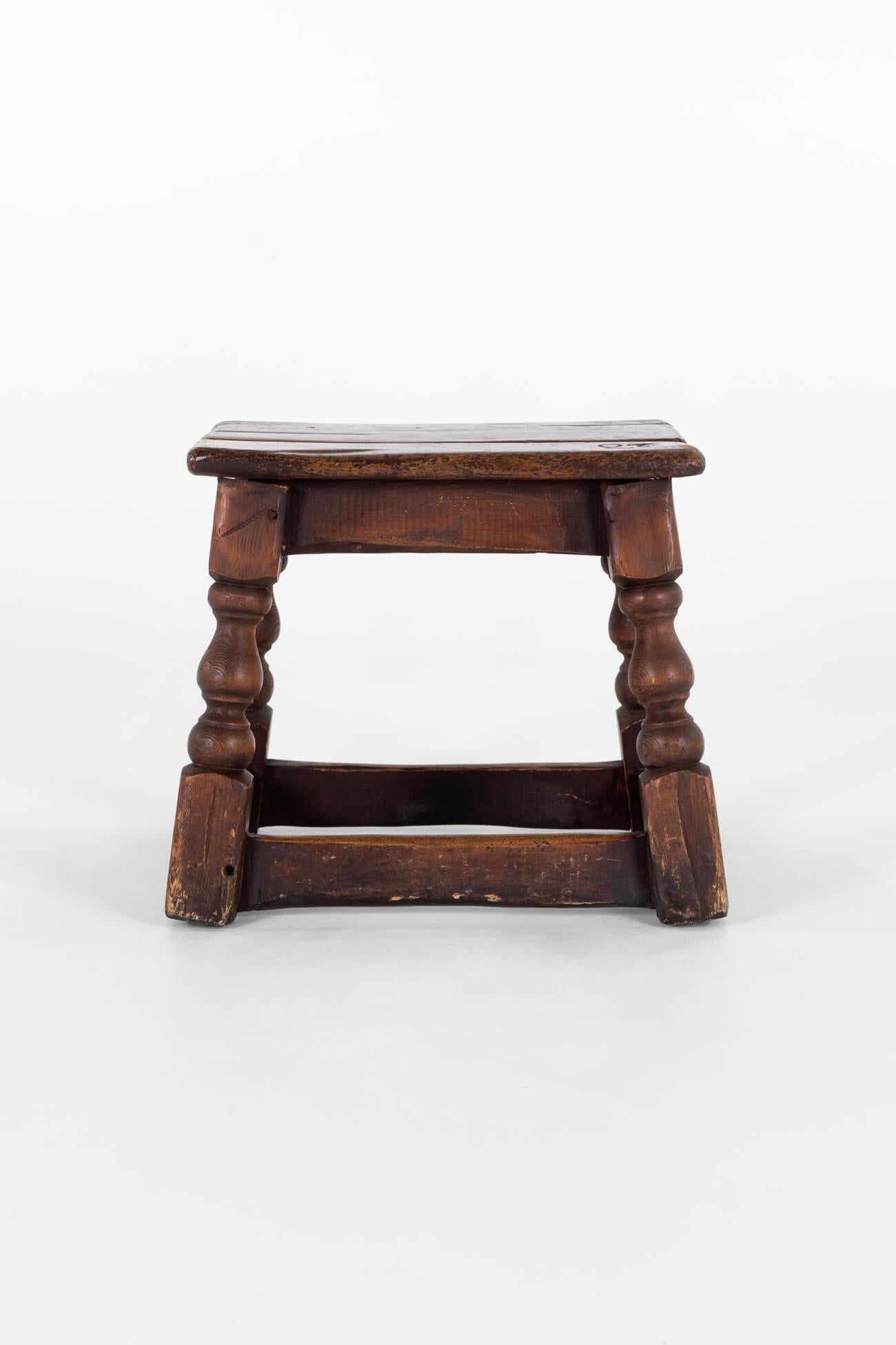 Rustic Early 18th Century Oak Stool For Sale