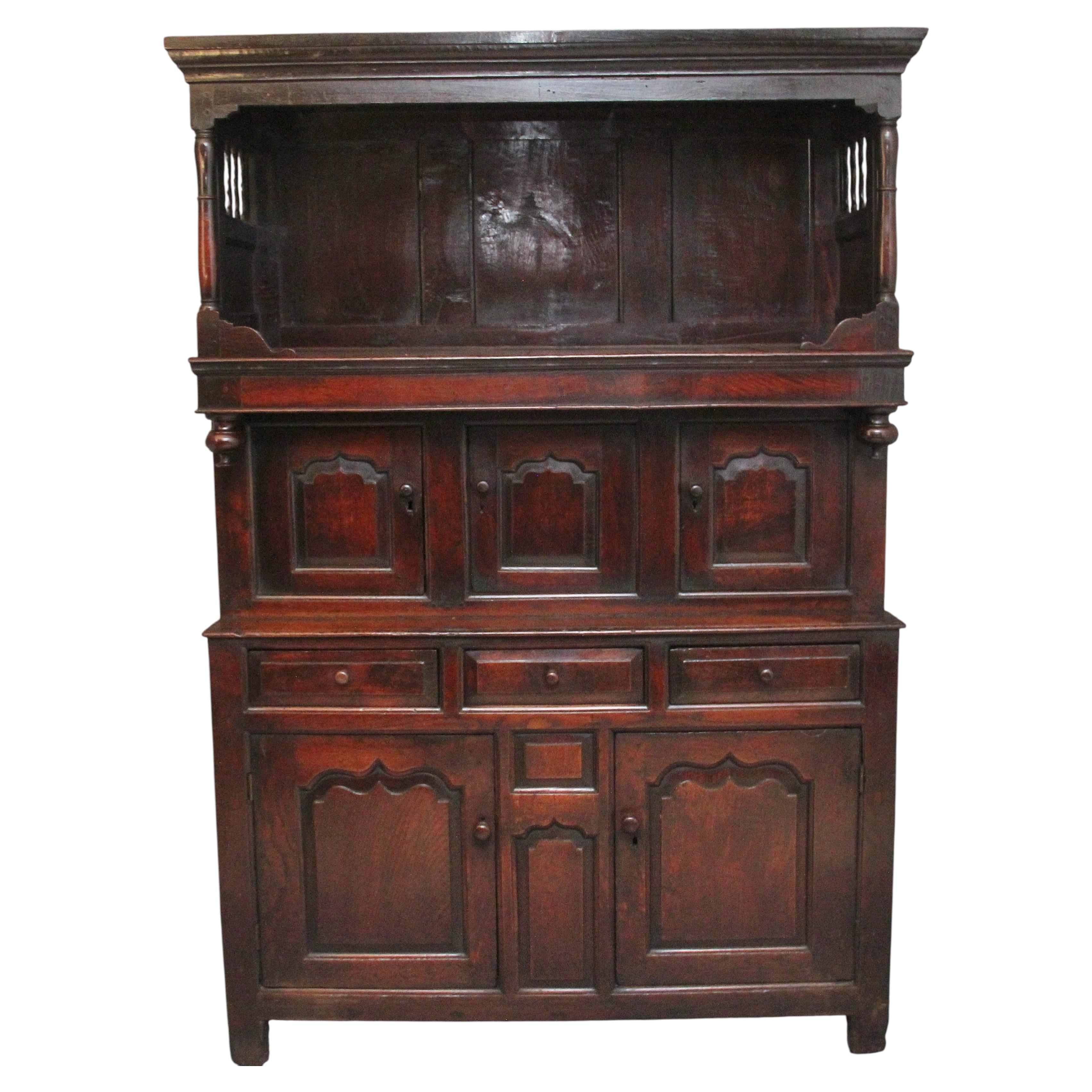 Early 18th Century oak tridarn For Sale