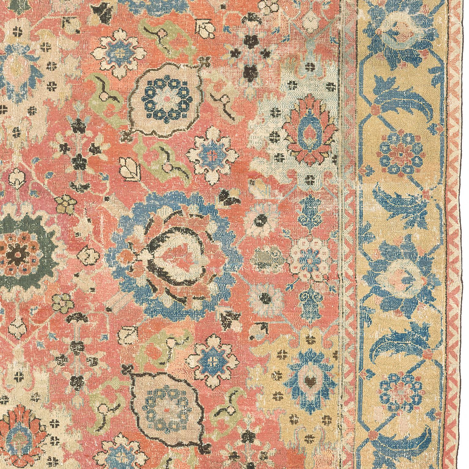 Early 18th Century Persian Khorassan Rug In Good Condition For Sale In New York, NY