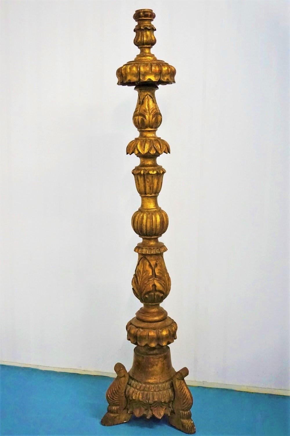 Baroque Early 18th Century Portuguese Carved Giltwood Church Torchère, Candleholder For Sale