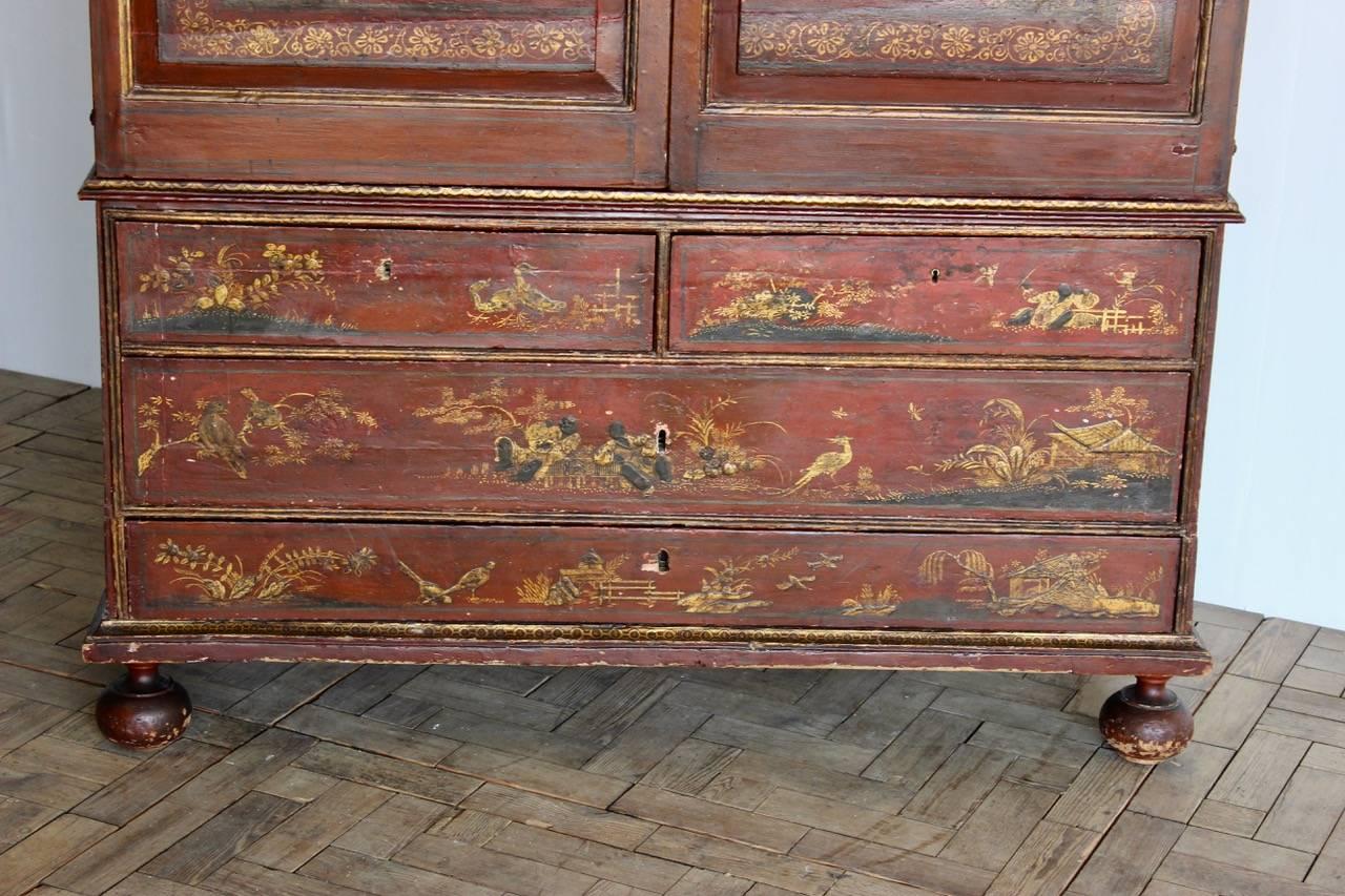 Early 18th Century Portuguese Red Lacquer Cabinet 4