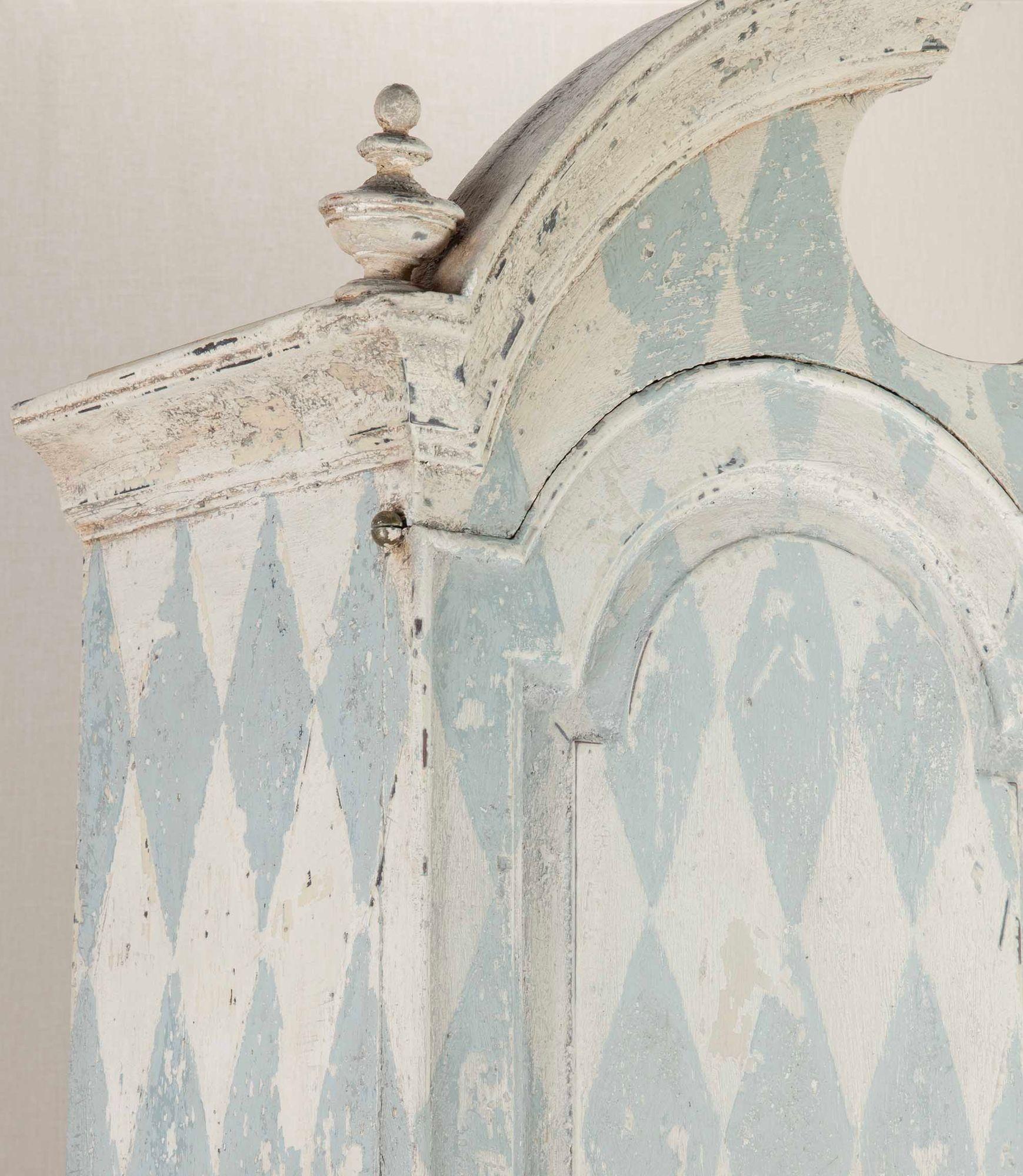 Mahogany Early 18th Century Queen Anne Hand Painted Bureau Bookcase For Sale