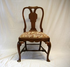 Early 18th Century Queen Anne Walnut Chair