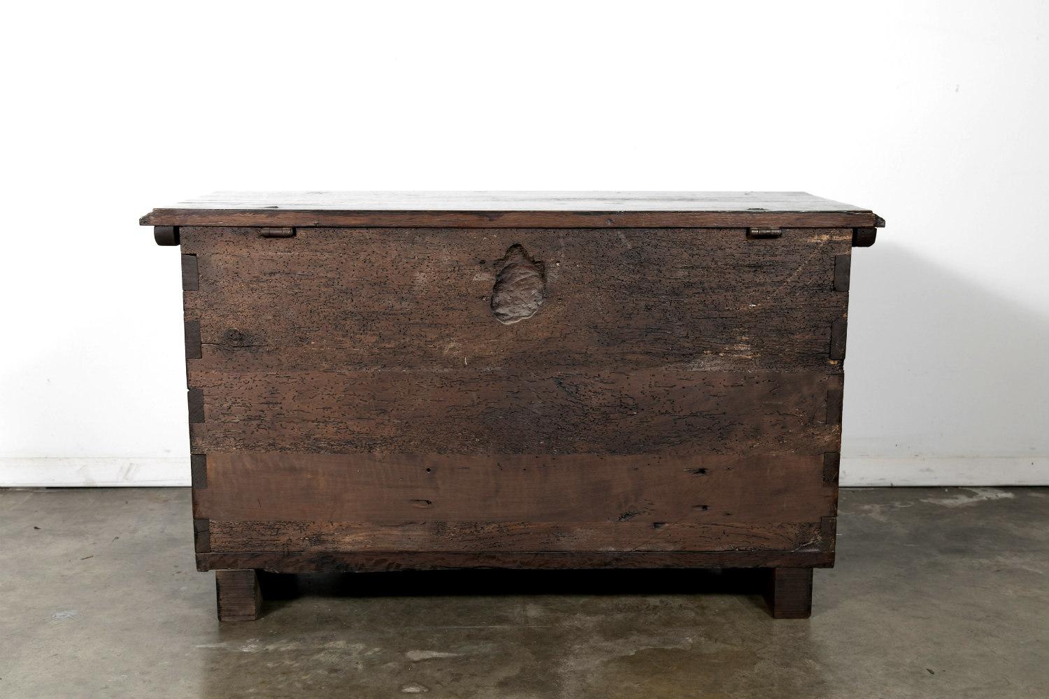 Early 18th Century Spanish Carved Oak Gothic Style Coffer or Chest 12