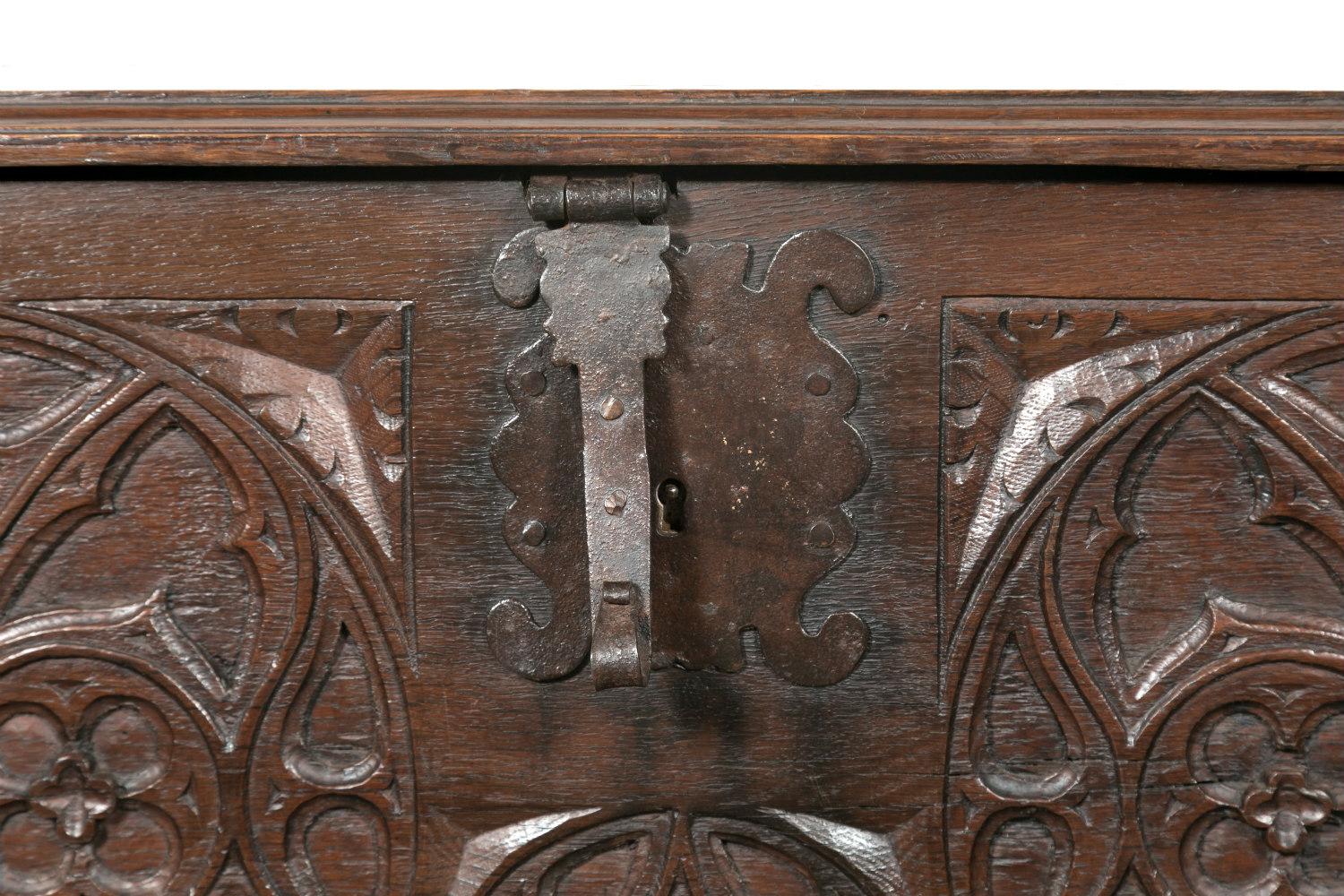 Early 18th Century Spanish Carved Oak Gothic Style Coffer or Chest 5