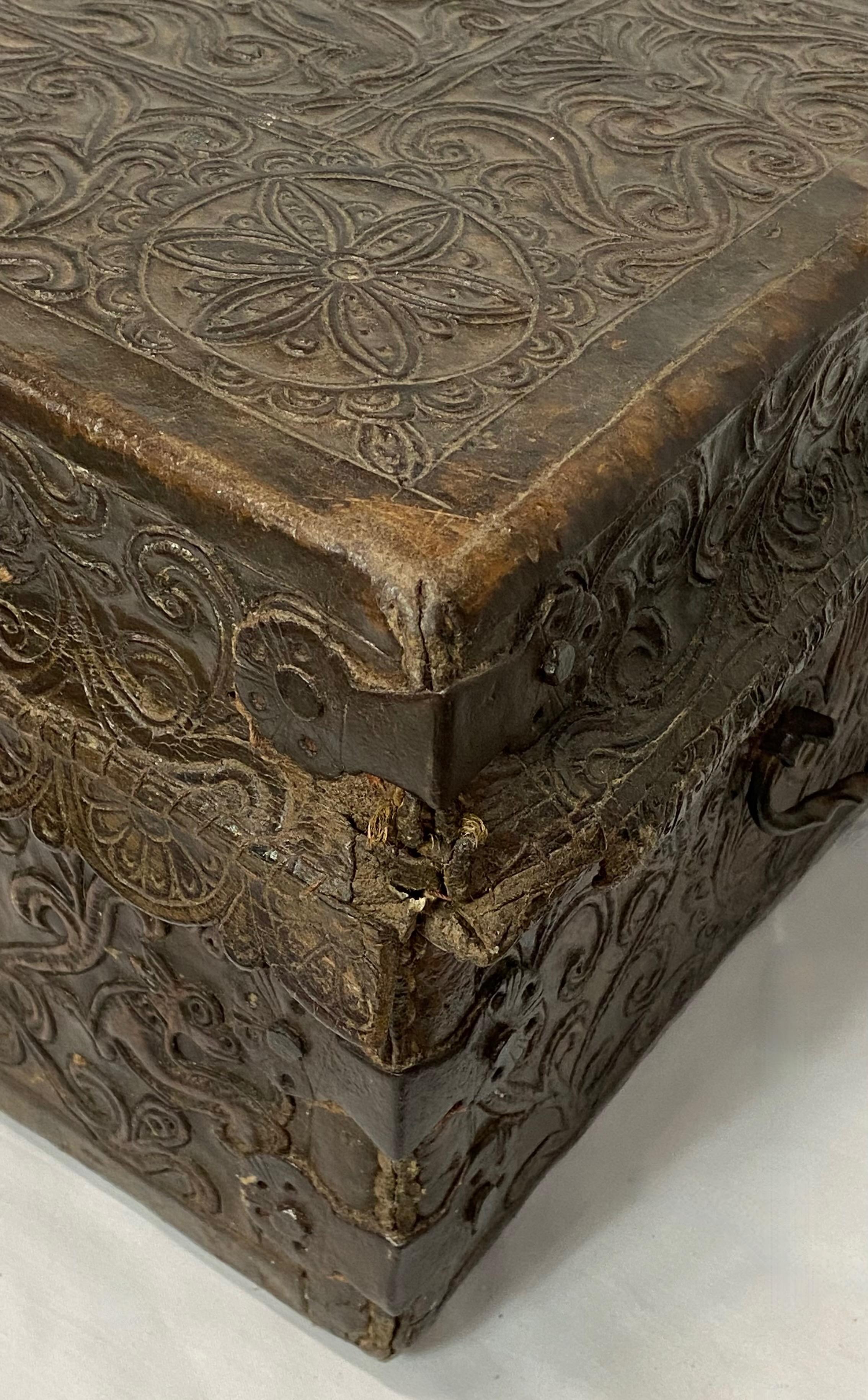 Hand-Crafted Early 18th Century Spanish Colonial Tooled Leather Petaca Document Box