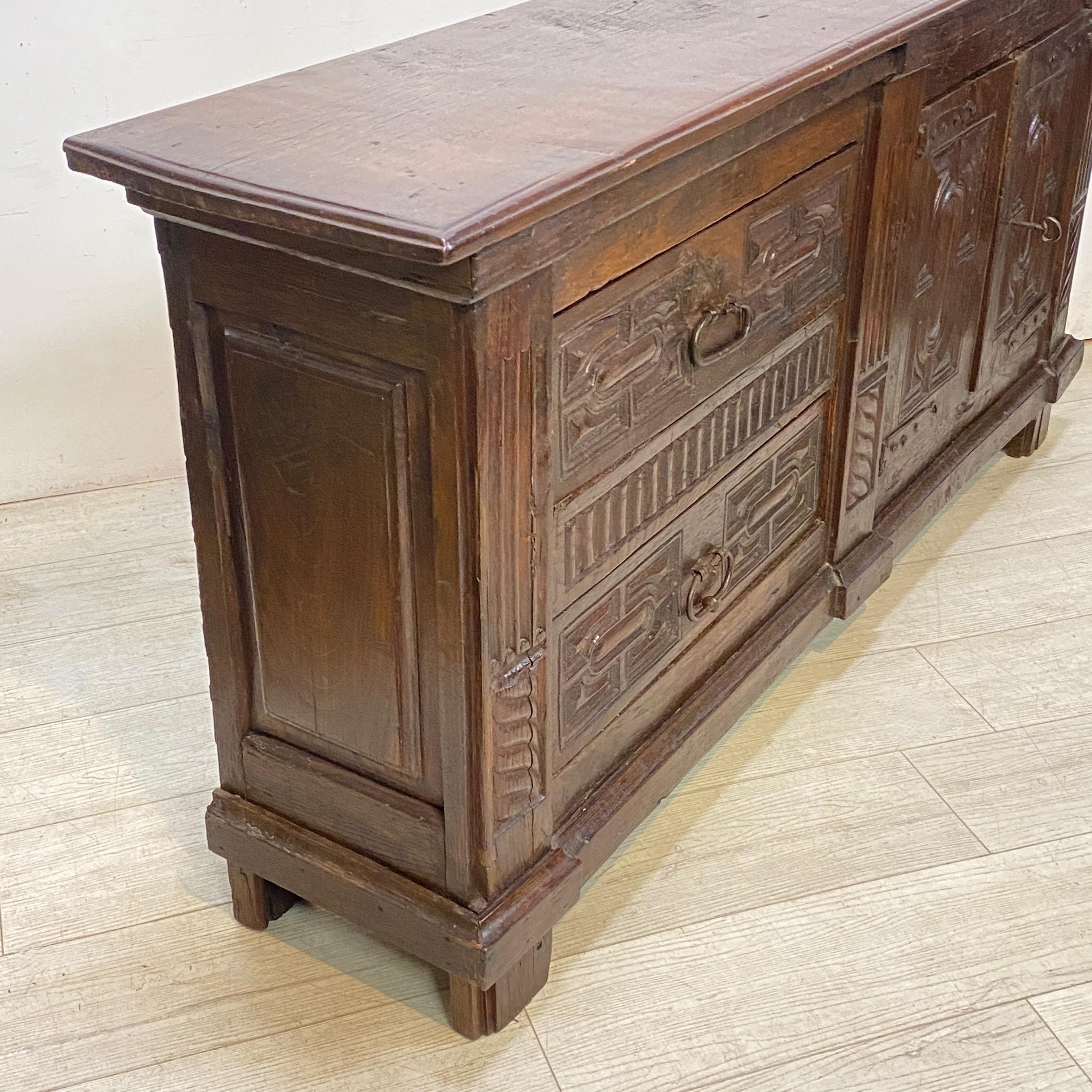 Early 18th Century Spanish Oak Low Side Cabinet Credenza 2