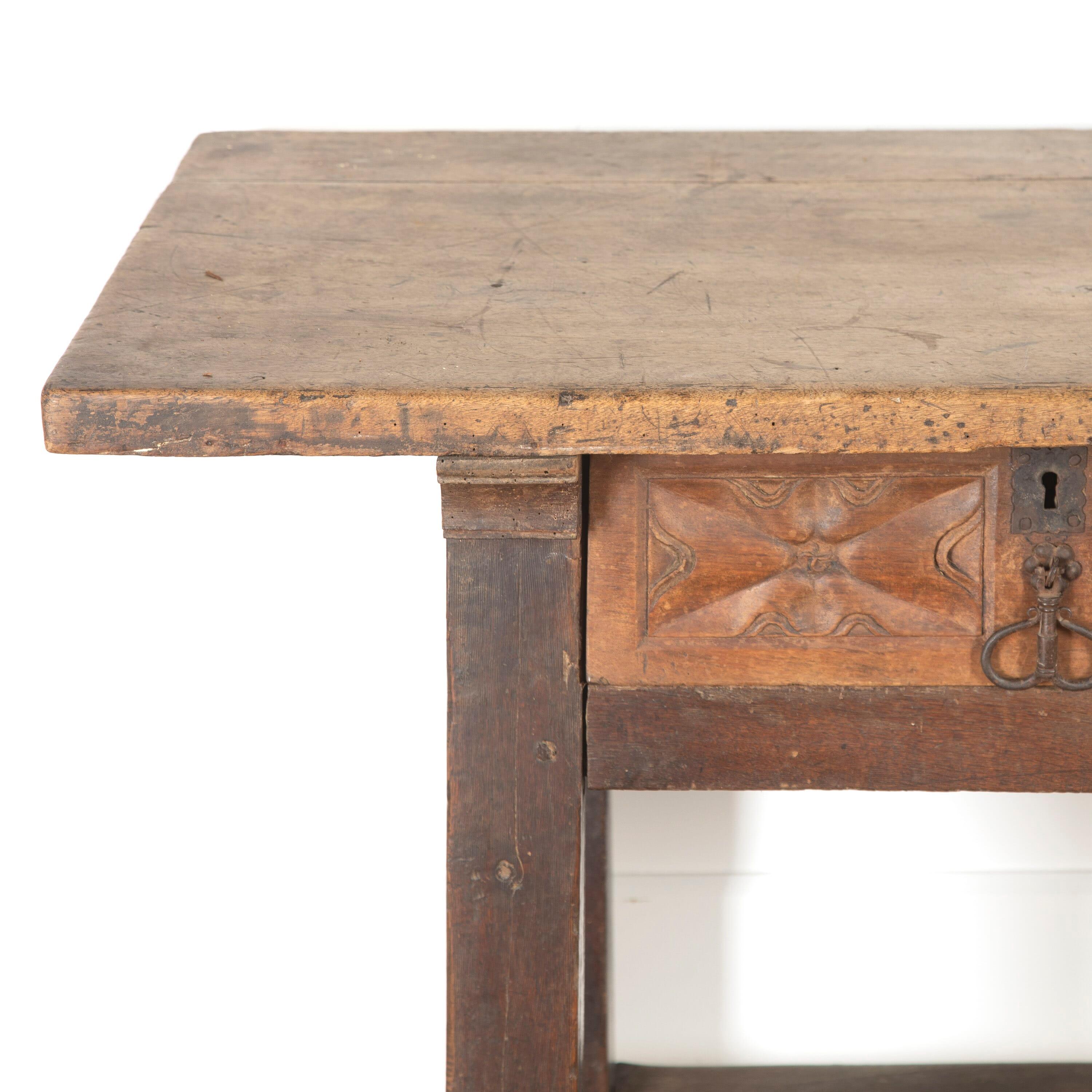Early 18th Century Spanish Table For Sale 2