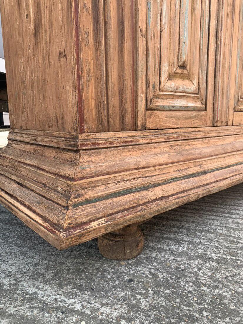 Early 18th Century Swedish Gustavian Cabinet In Good Condition For Sale In San Angelo, TX