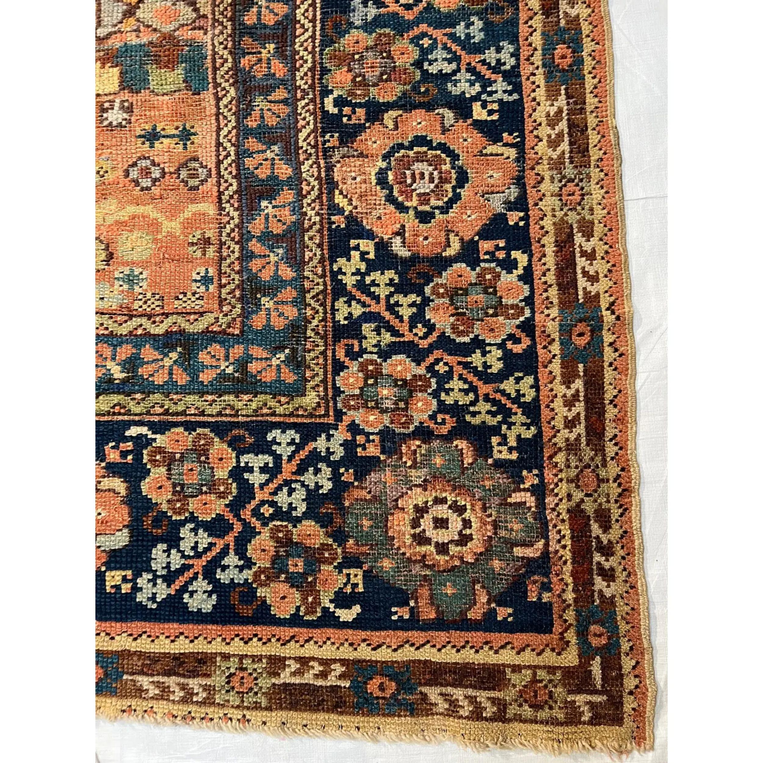 Early 18th Century Turkish Rug 10'7'' X 8'10'' In Good Condition For Sale In Los Angeles, US