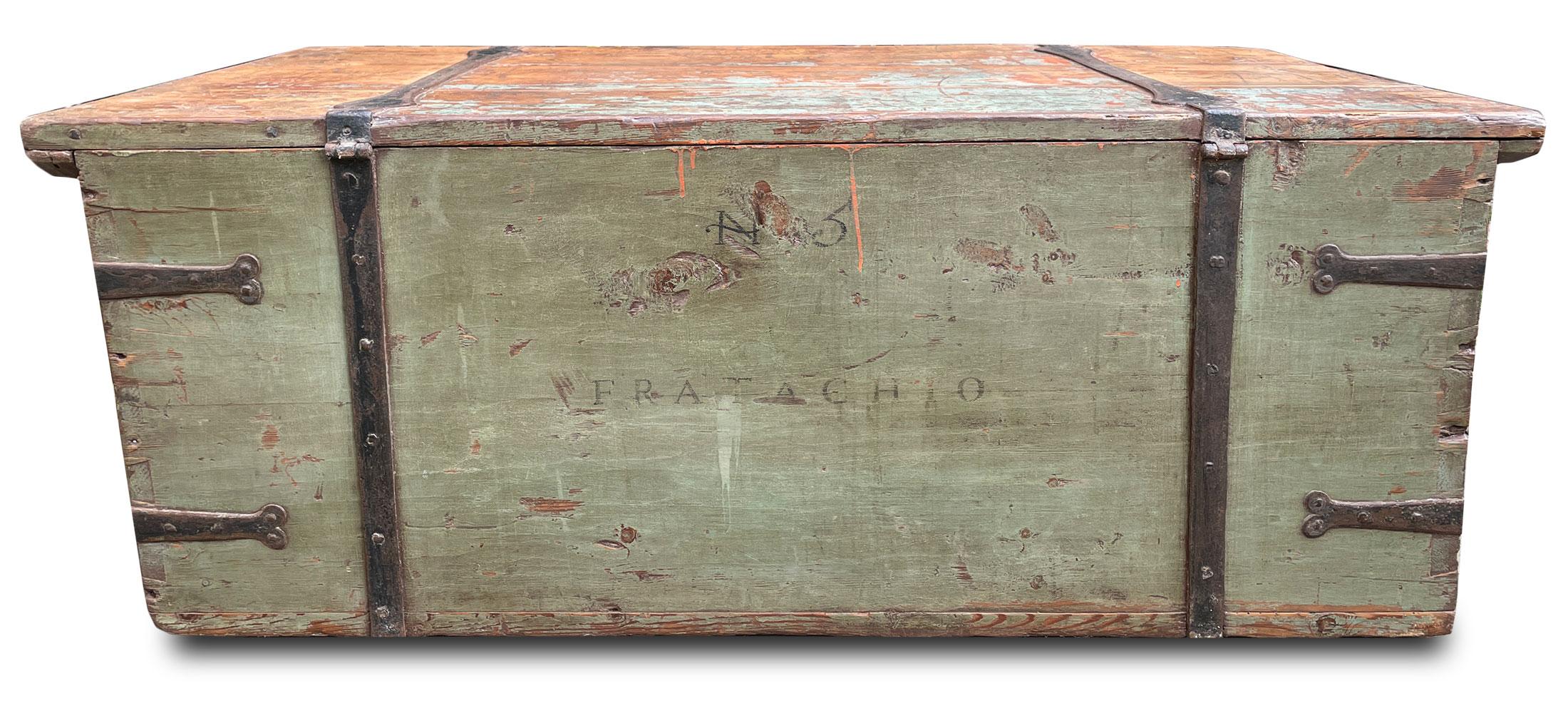 Early 18th Century Tuscany Green Painted Coffre 3