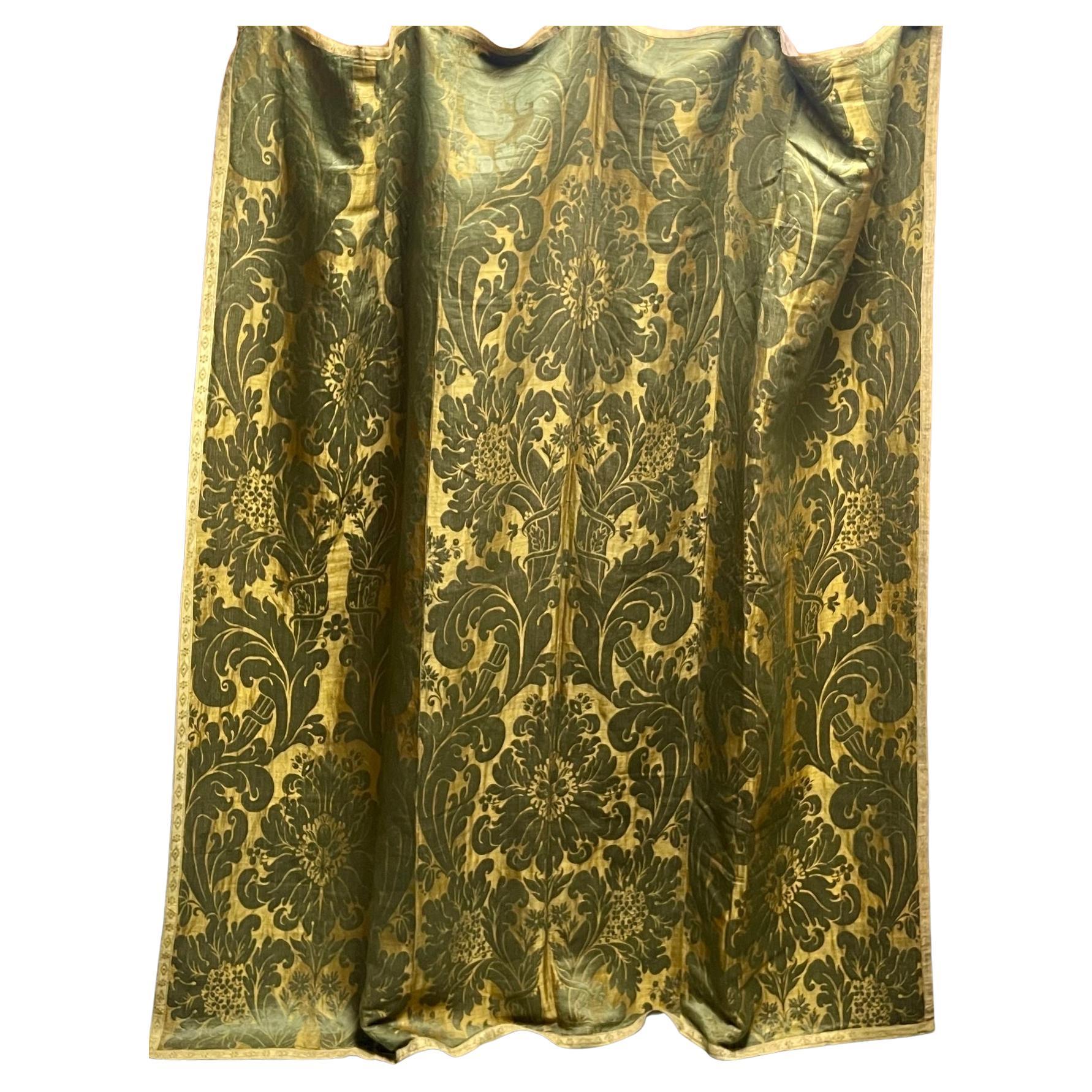 Early 18th Century Venetian Silk Lampas Cover