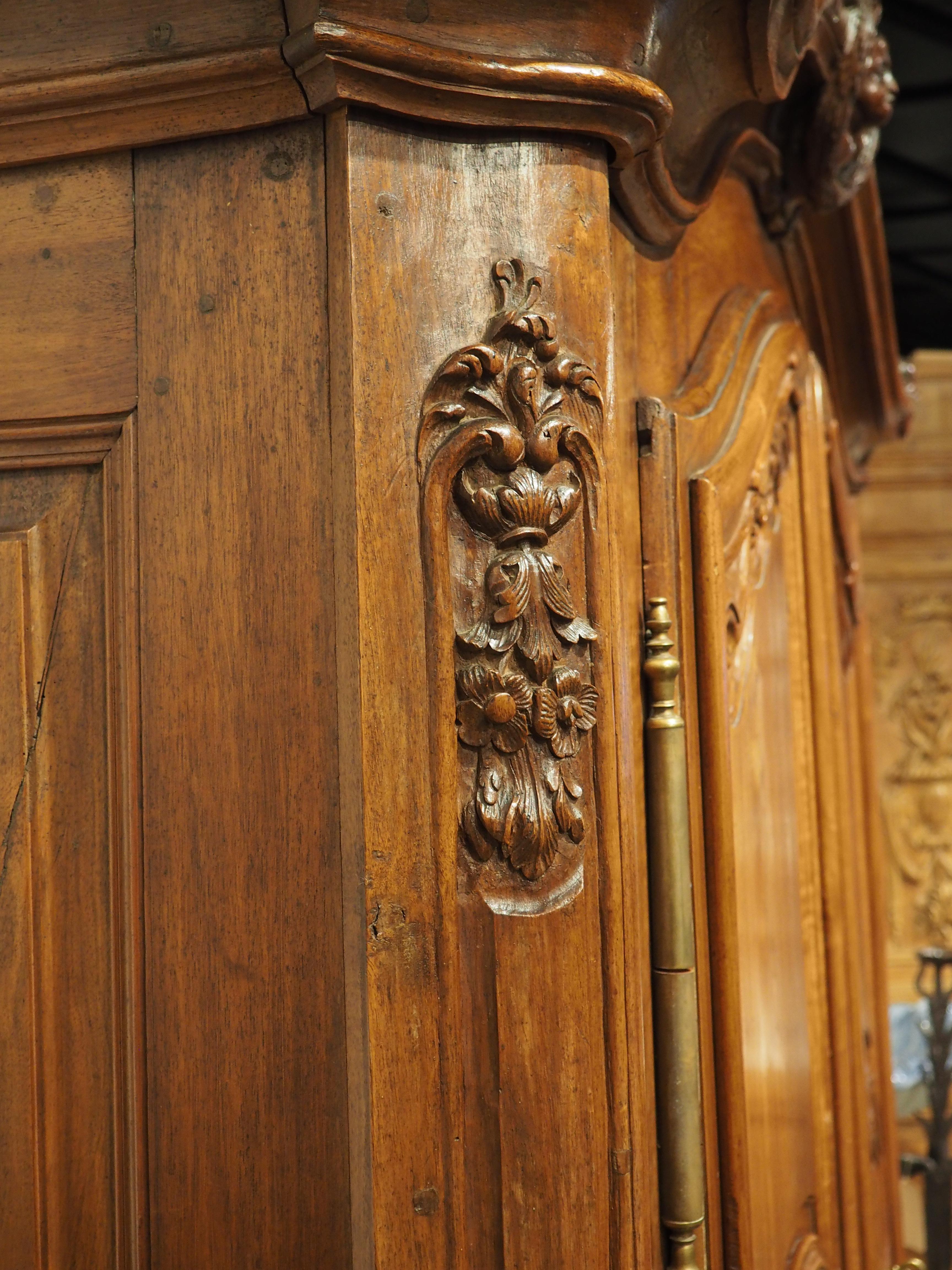 Metal Early 18th Century Walnut and Olive Wood Armoire from Eastern France For Sale