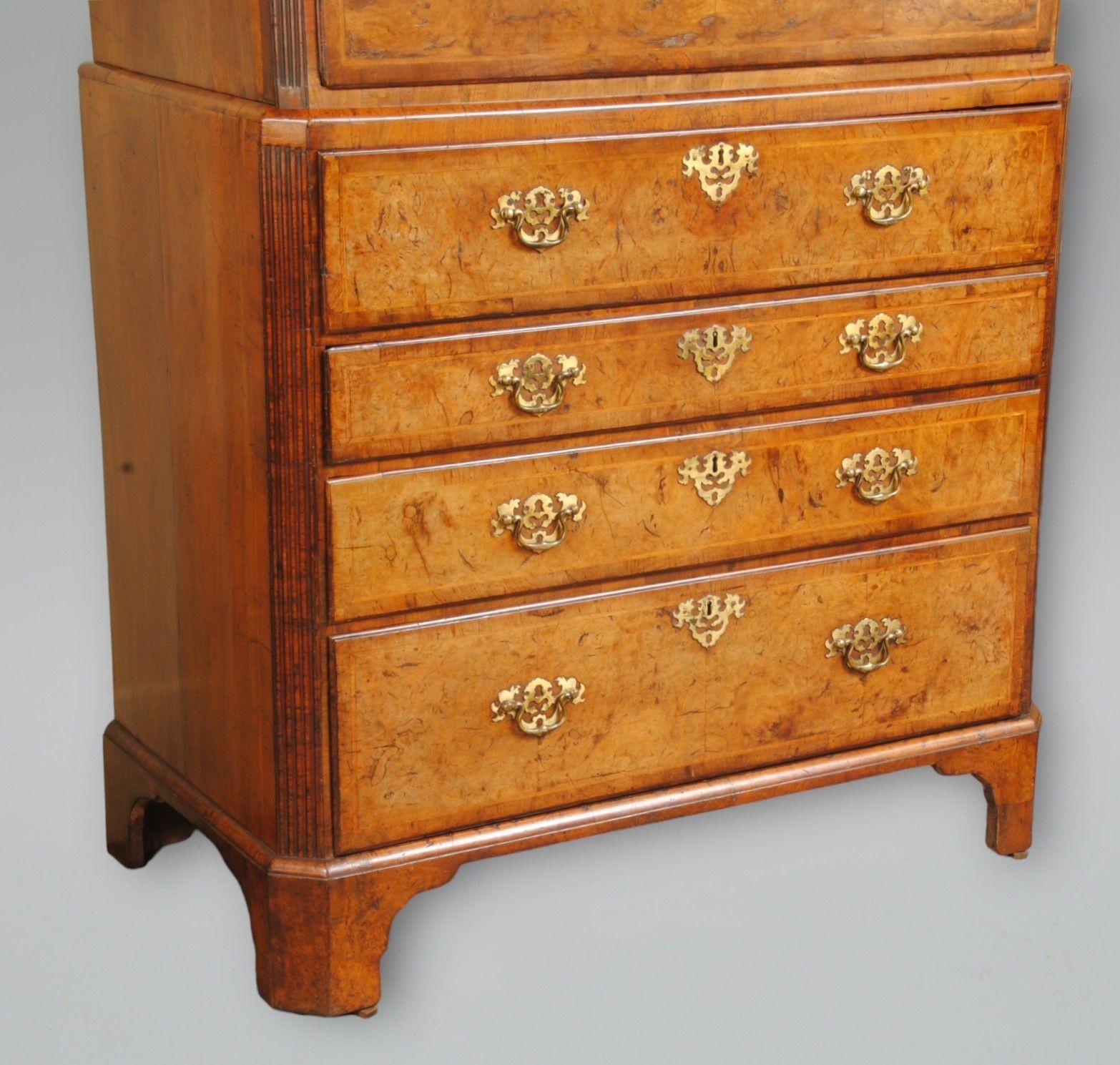Early 18th Century Walnut Chest on Chest In Good Condition For Sale In Lincolnshire, GB