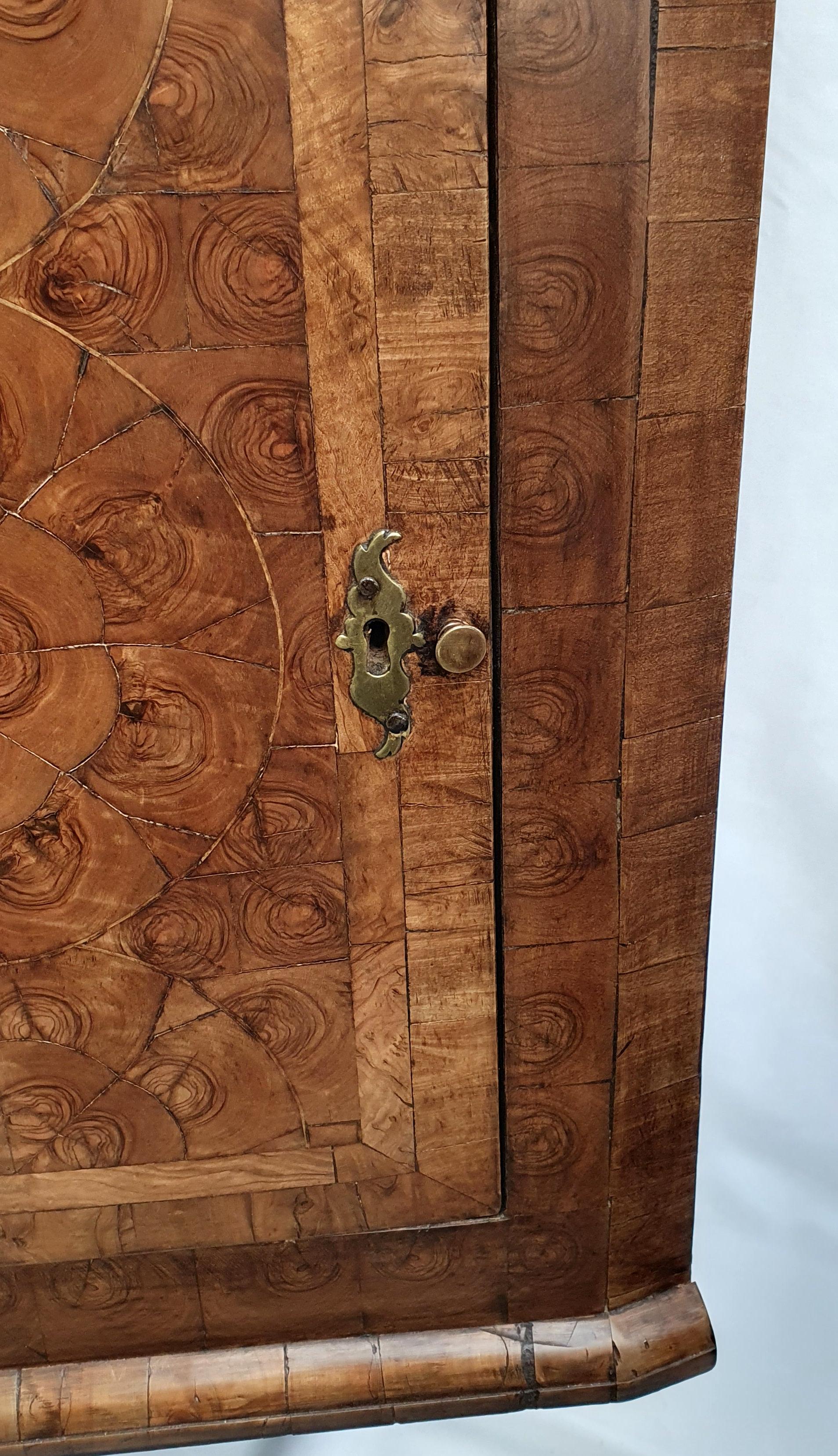 18th Century and Earlier Early 18th Century Walnut Oyster Veneer Corner Cupboard For Sale