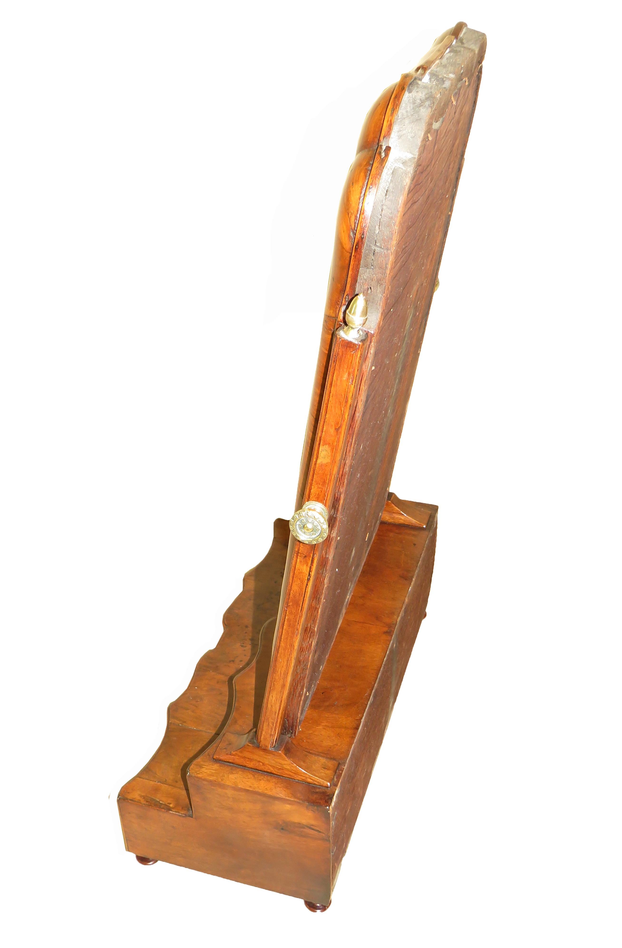 Early 18th Century Walnut Queen Anne Dressing Table Mirror 3