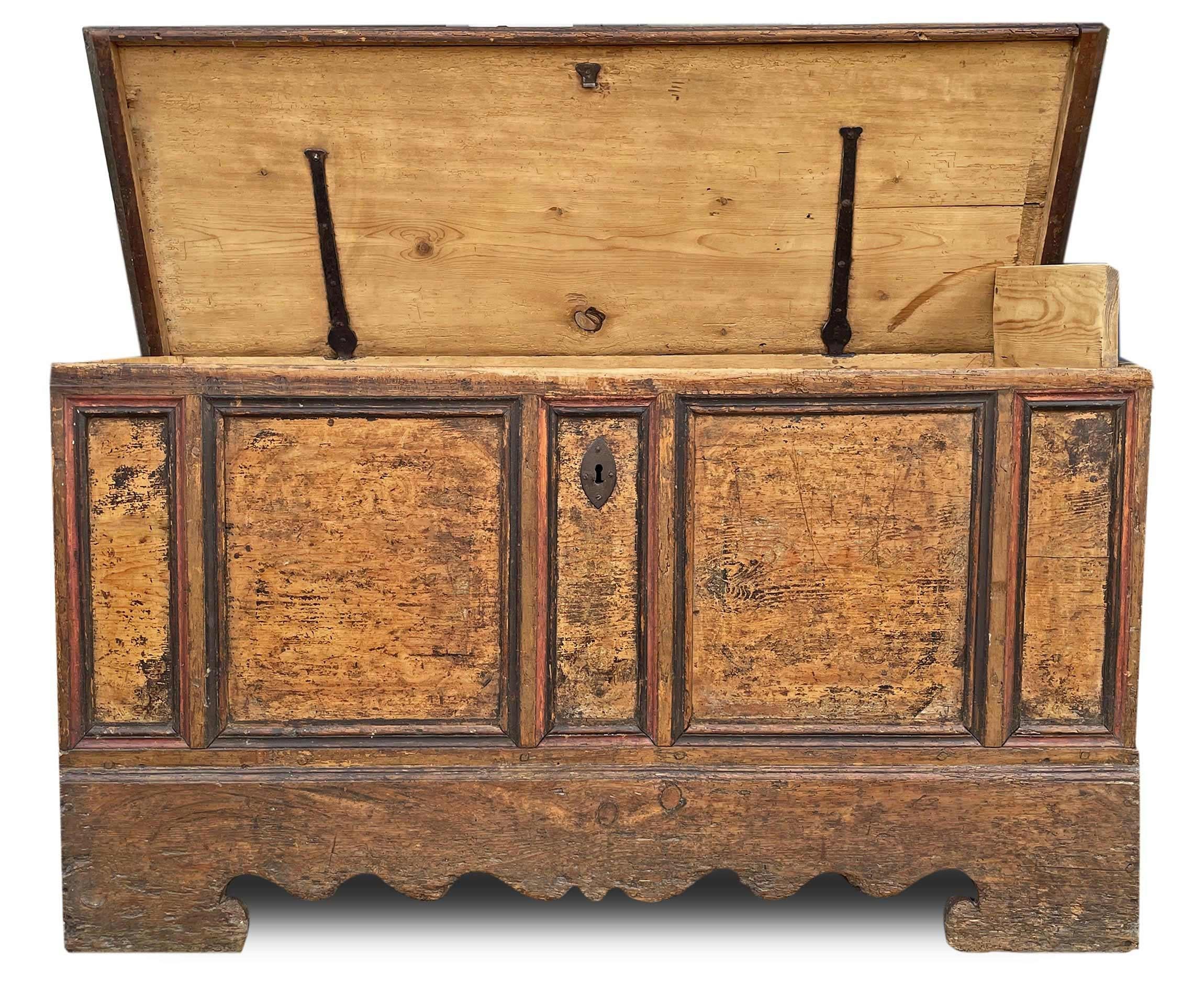 Early 18th Century Wedding Blanket Chest For Sale 5