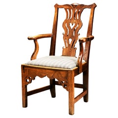 Antique Early 18th Century Yew Wood Windsor Armchair