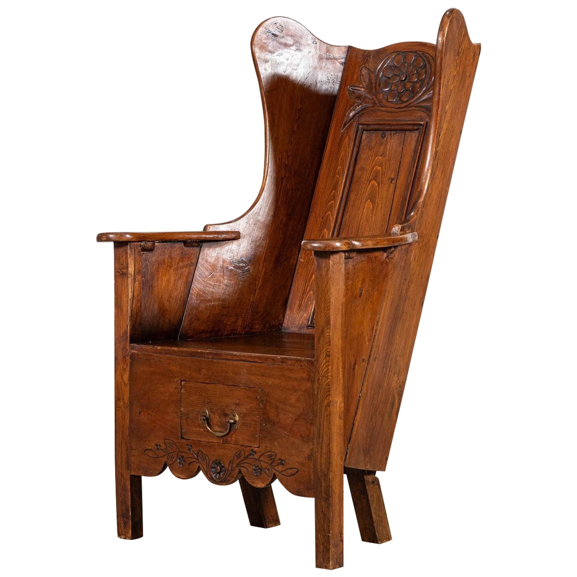 Silla de cordero tallada en roble y pino de principios del siglo XVIII en venta