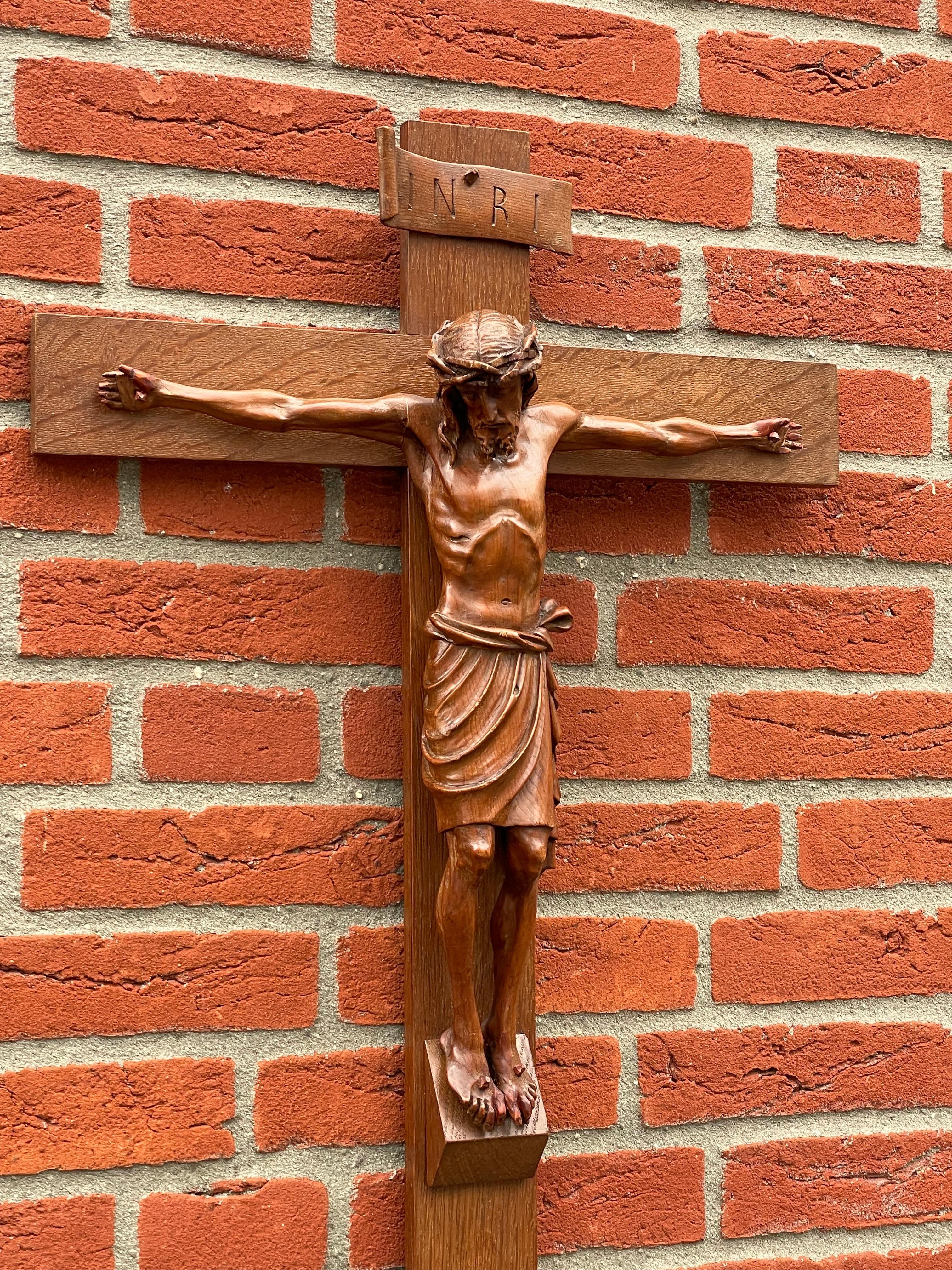 Early 1900 and Very Fine Quality Hand Carved Wall Crucifix / Jesus on the Cross For Sale 3