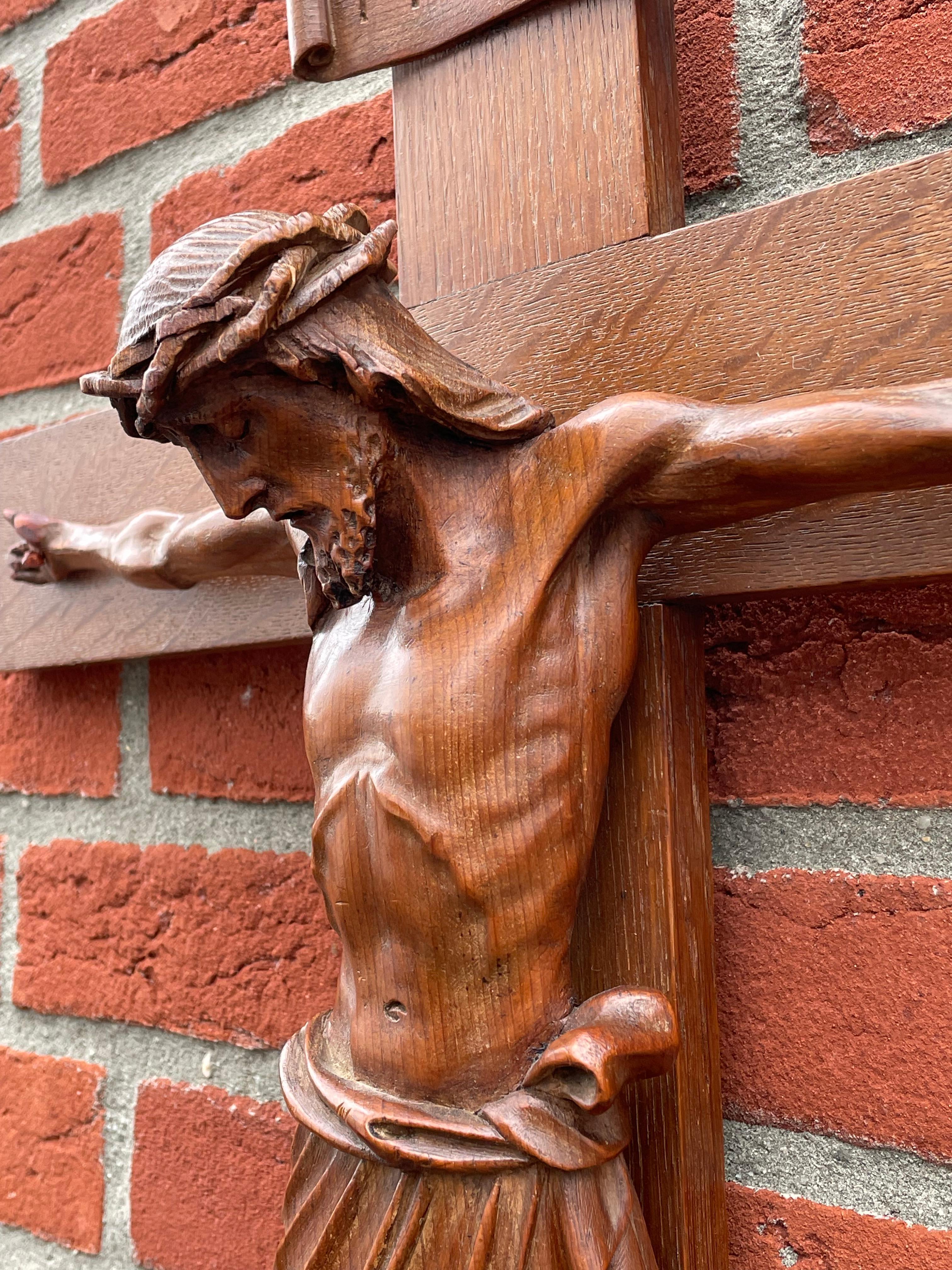 Early 1900 and Very Fine Quality Hand Carved Wall Crucifix / Jesus on the Cross For Sale 6