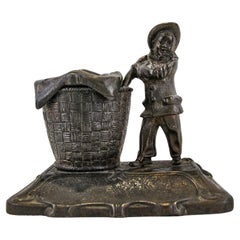 Encrier à figurines en métal coulé du début du XXe siècle