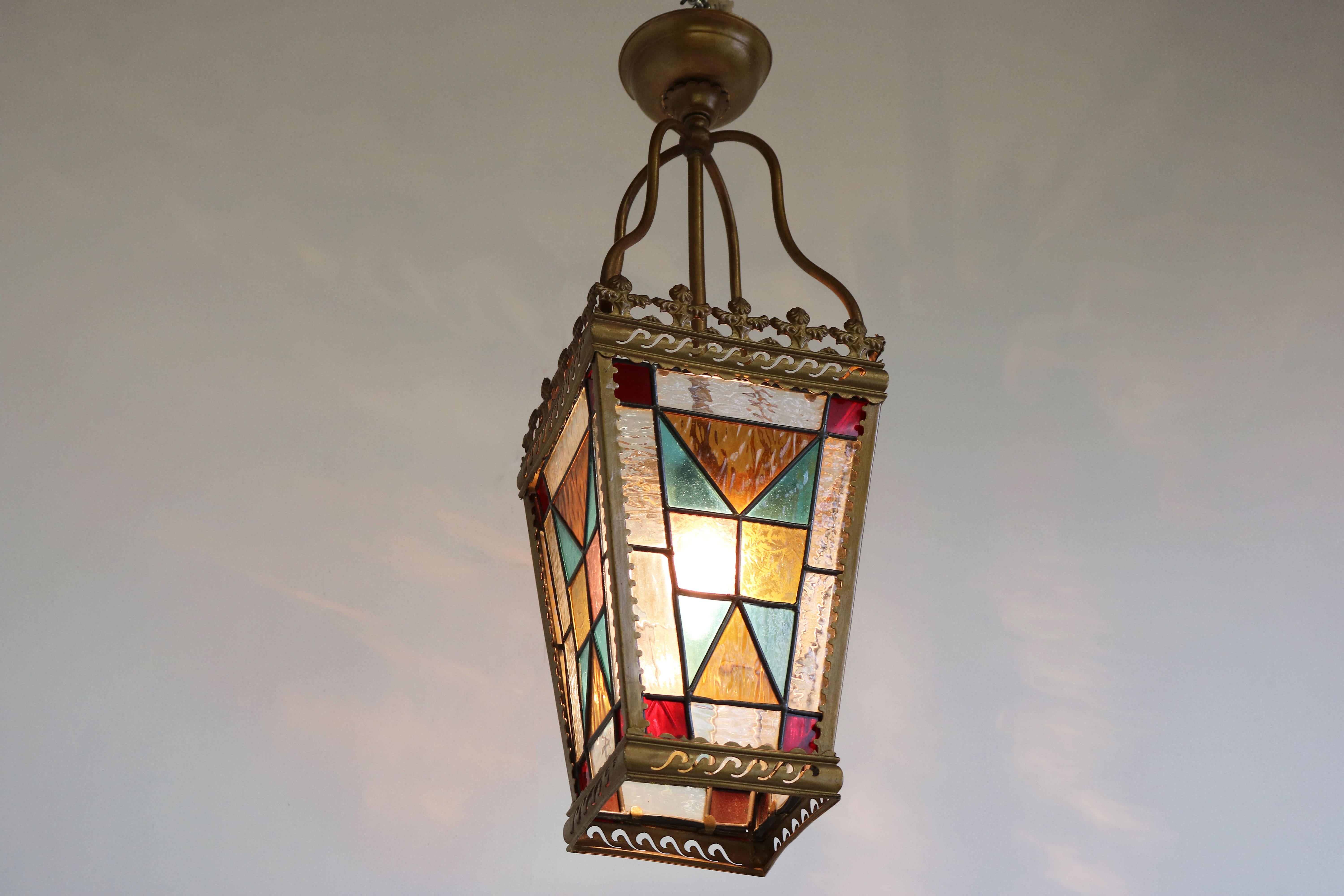 hanging stained glass lamp