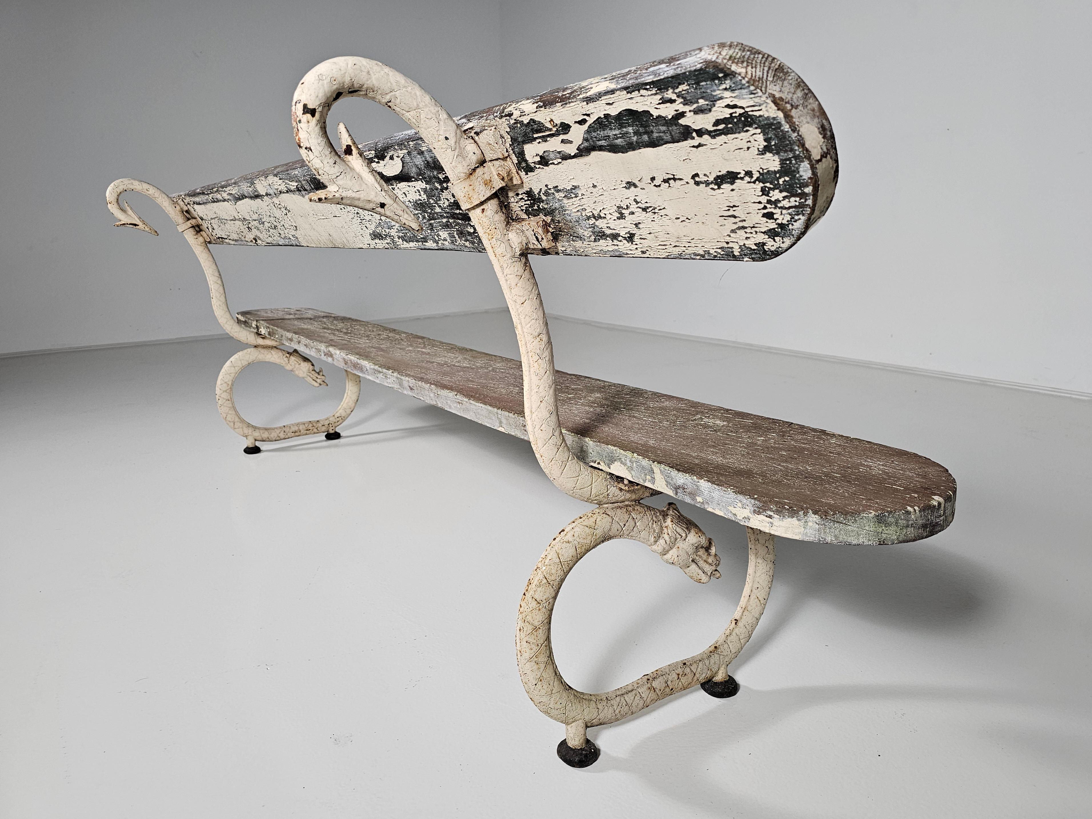 Early 1900 French Garden Bench with Dragons and Arrows In Fair Condition For Sale In amstelveen, NL