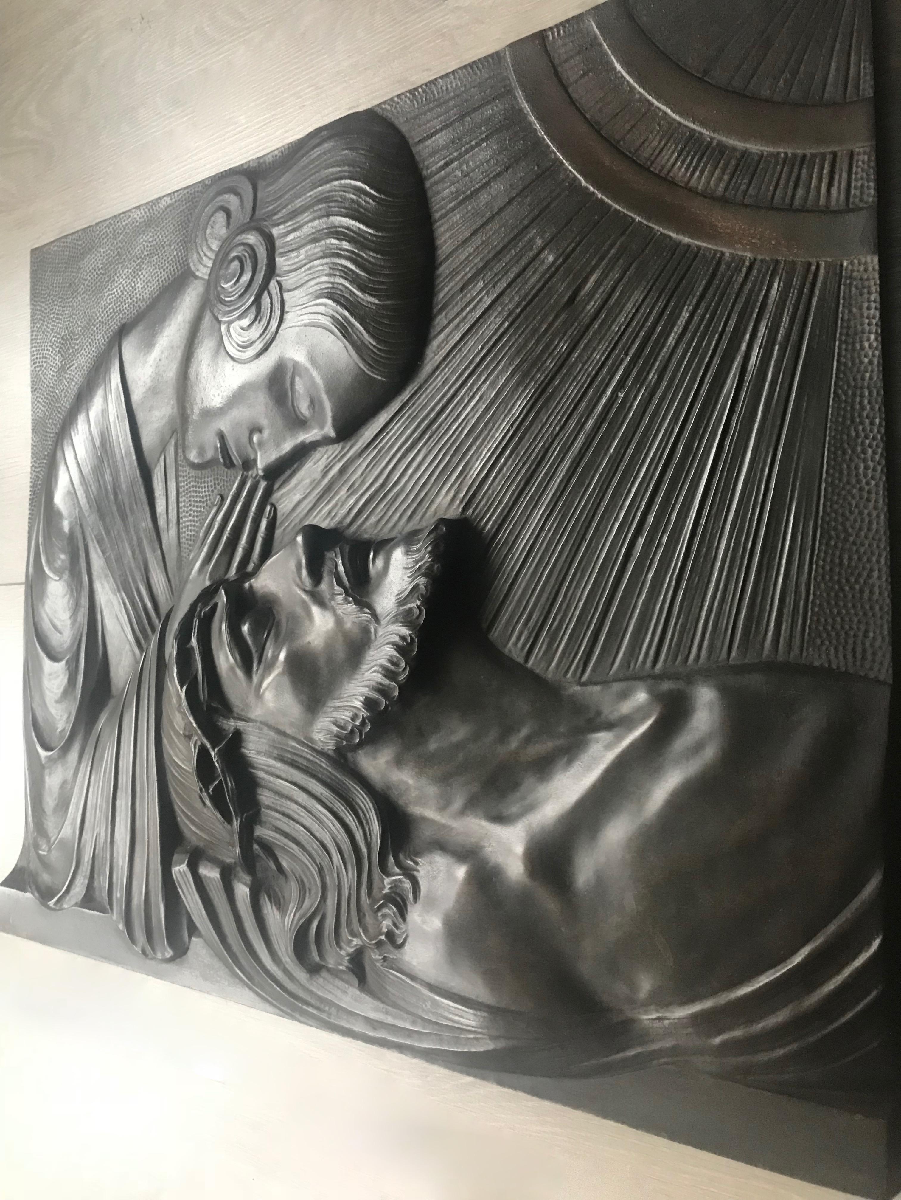Large Early 1900 Art Nouveau Bronze Wall Plaque the Pieta' by Sylvain Norga In Good Condition In Lisse, NL