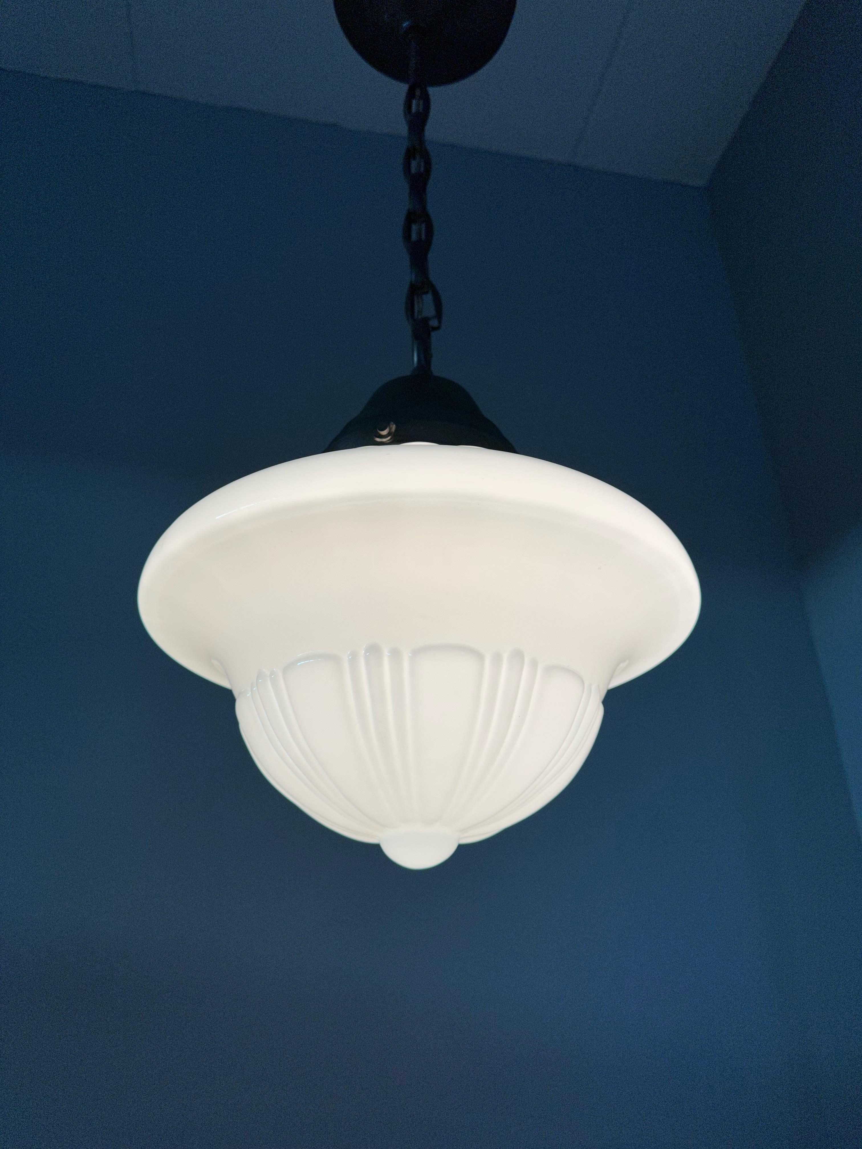 Early 1900 Rare Large Art Deco Pendant / Light Opaline Glass Shade & Brass Chain For Sale 11