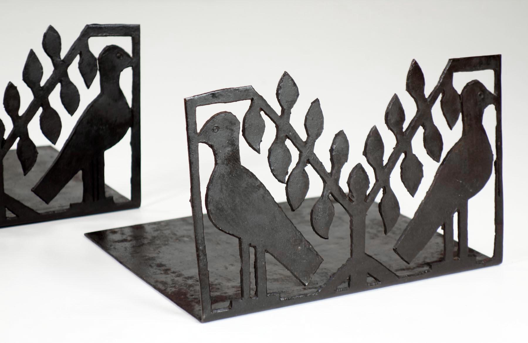 Early 1900 Sante Mingazzi Naif Italian Art Deco Wrought Iron Birds Bookends For Sale 1