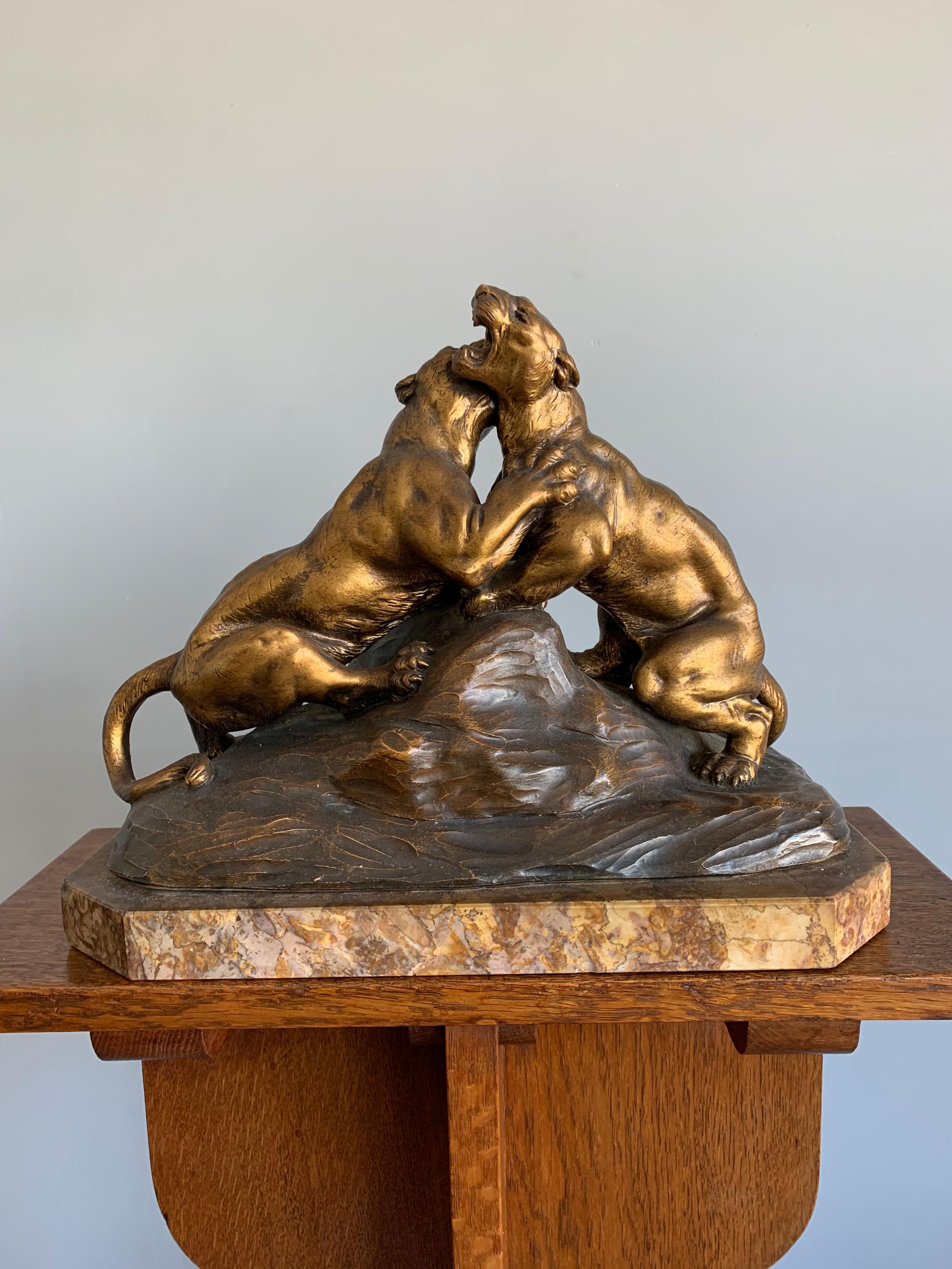 Early 1900 Terracotta Sculpture of Fighting Panthers on a Marble Base by Fagotto For Sale 5