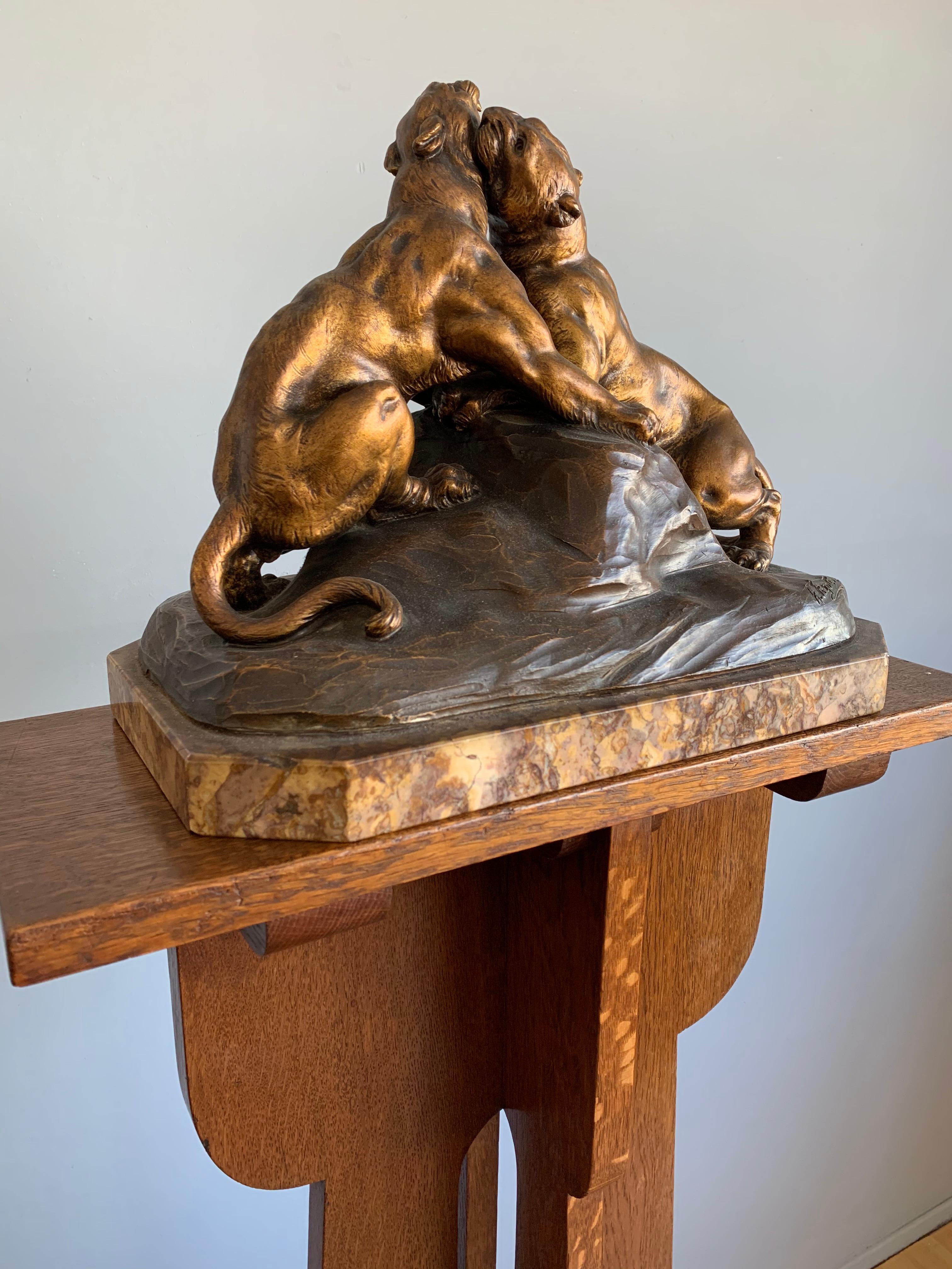 Terrakotta-Skulptur einer kämpften Panther auf einem Marmorsockel von Fagotto aus dem frühen 1900 im Angebot 7