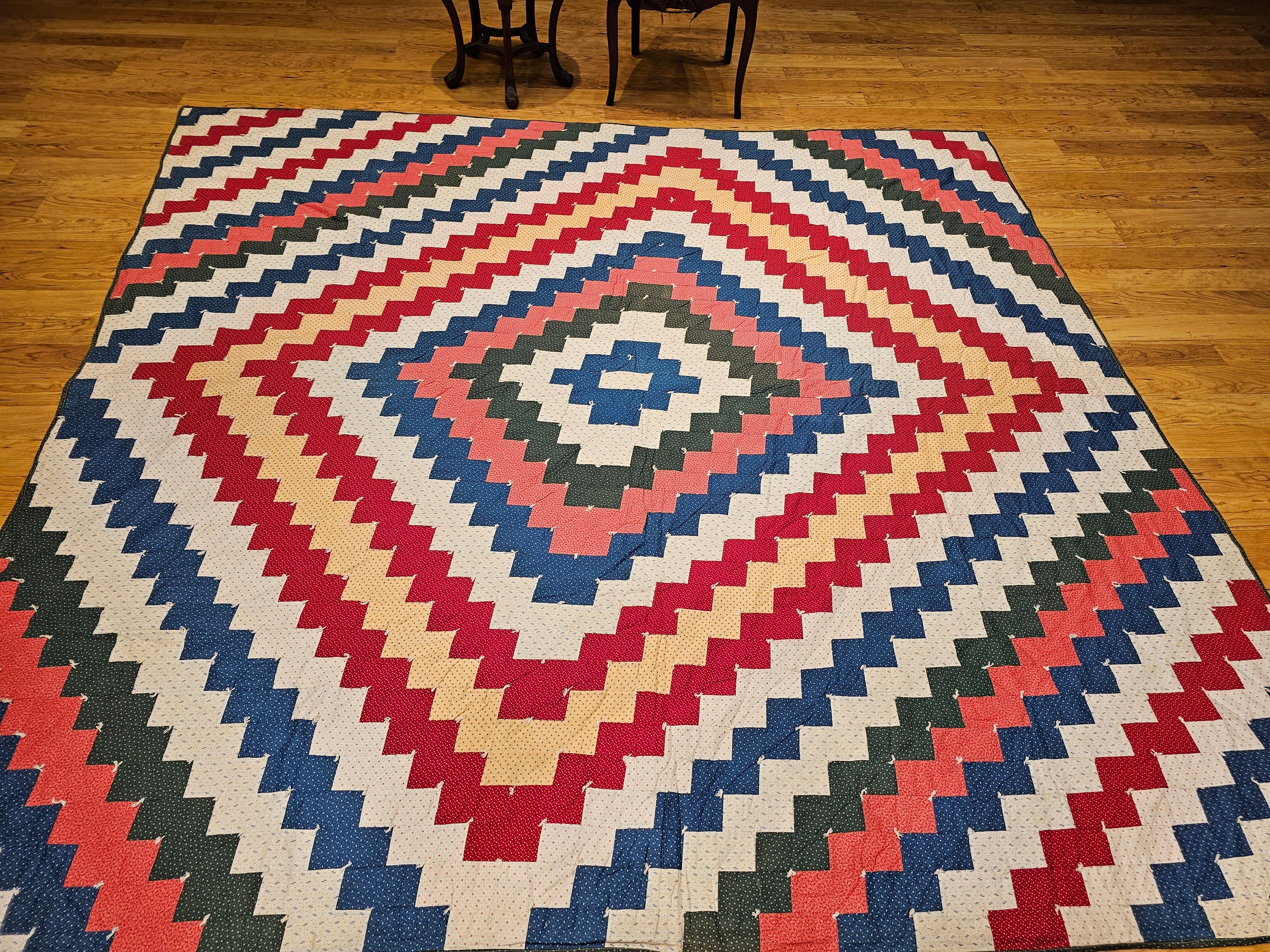 Early 1900s American Pieced Quilt in Sawtooth Square Pattern with Calico Prints For Sale 8
