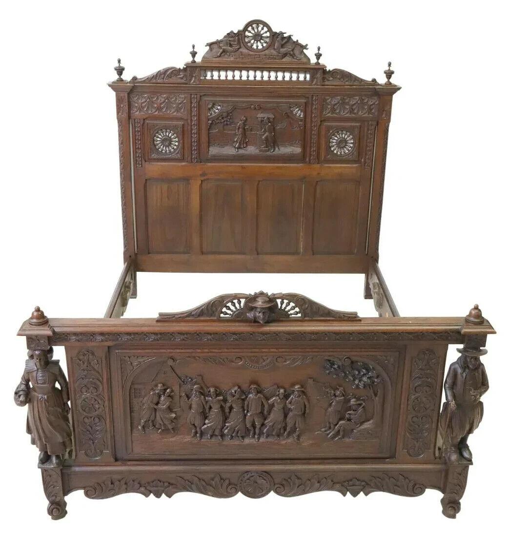 Early 1900's Antique French Breton, Figural & Foliate, Carved Oak, Spindled Bed! In Good Condition In Austin, TX