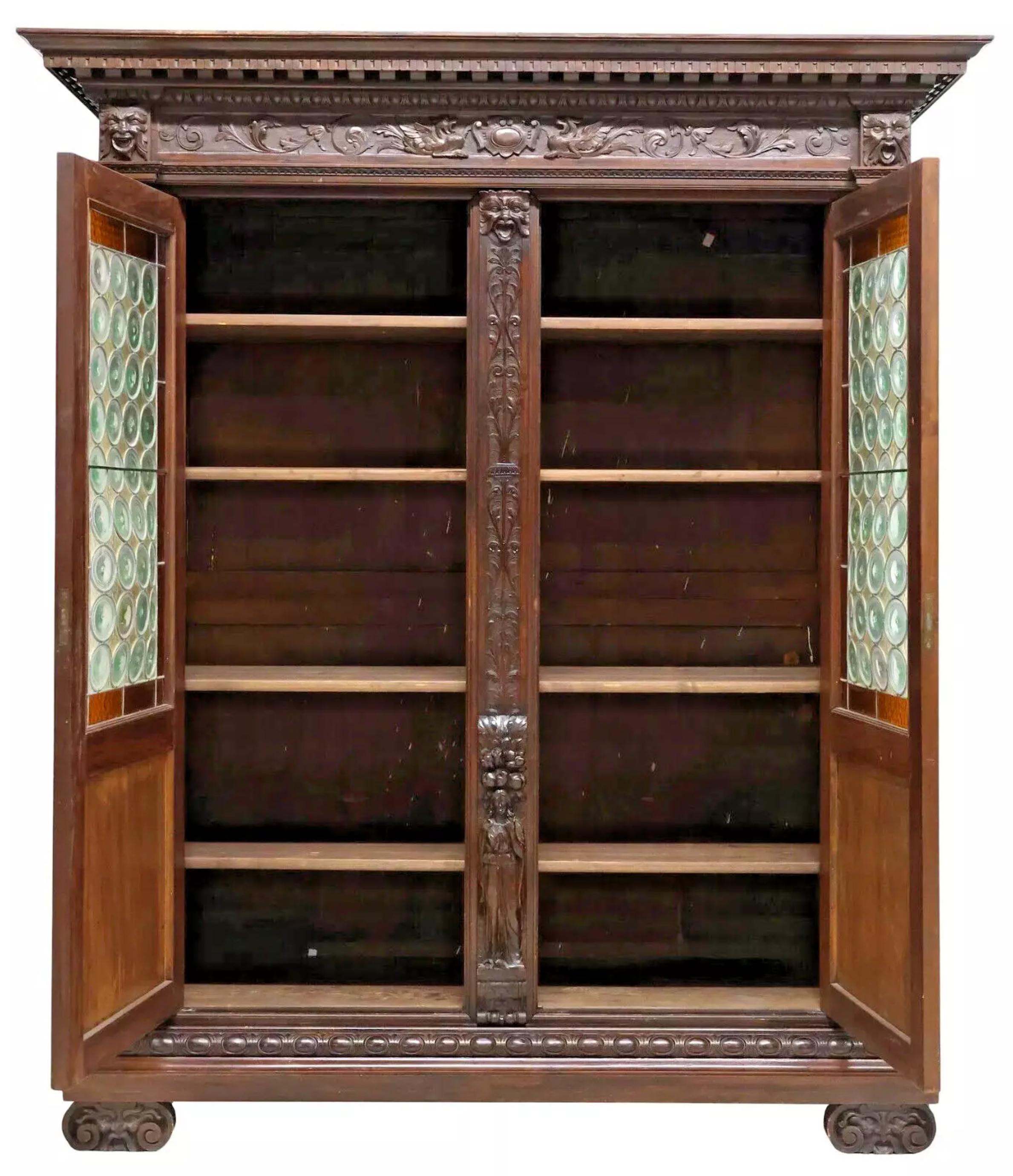 ¡Antiguo renacimiento italiano de principios de 1900, tallado, librería de nogal! siglo XX en venta