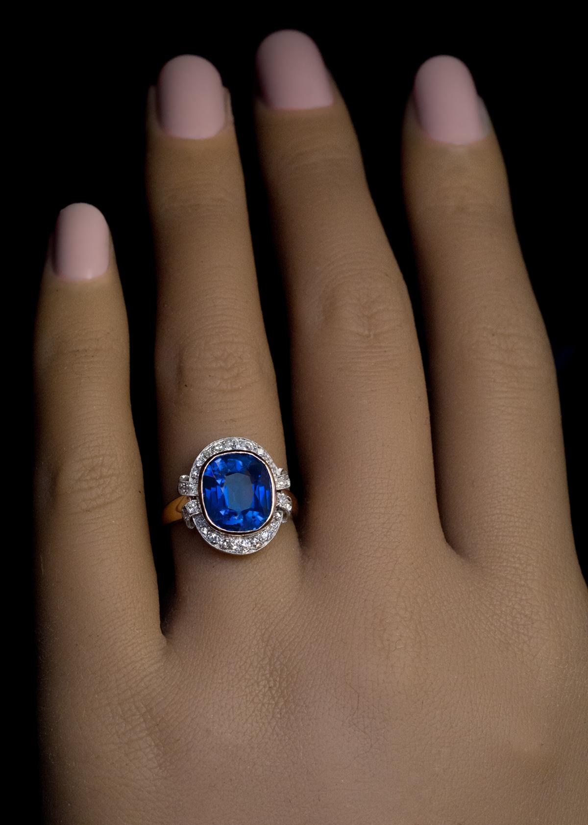Belle Époque Early 1900s Antique Kashmir Sapphire Diamond Engagement Ring