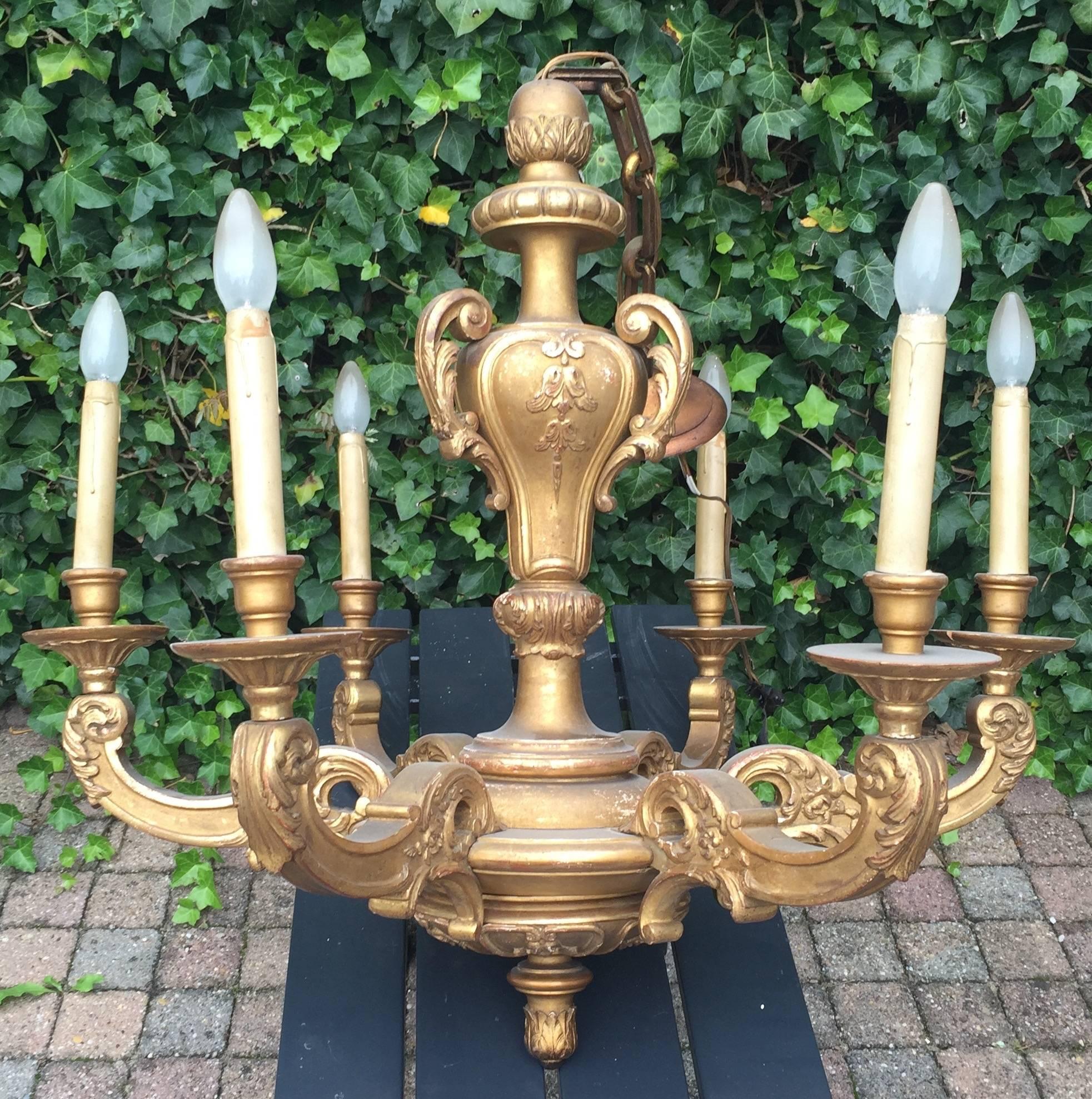 Early 1900s Art Nouveau Era Fine Quality Carved Gilt Chandelier Light Fixture In Good Condition For Sale In Lisse, NL